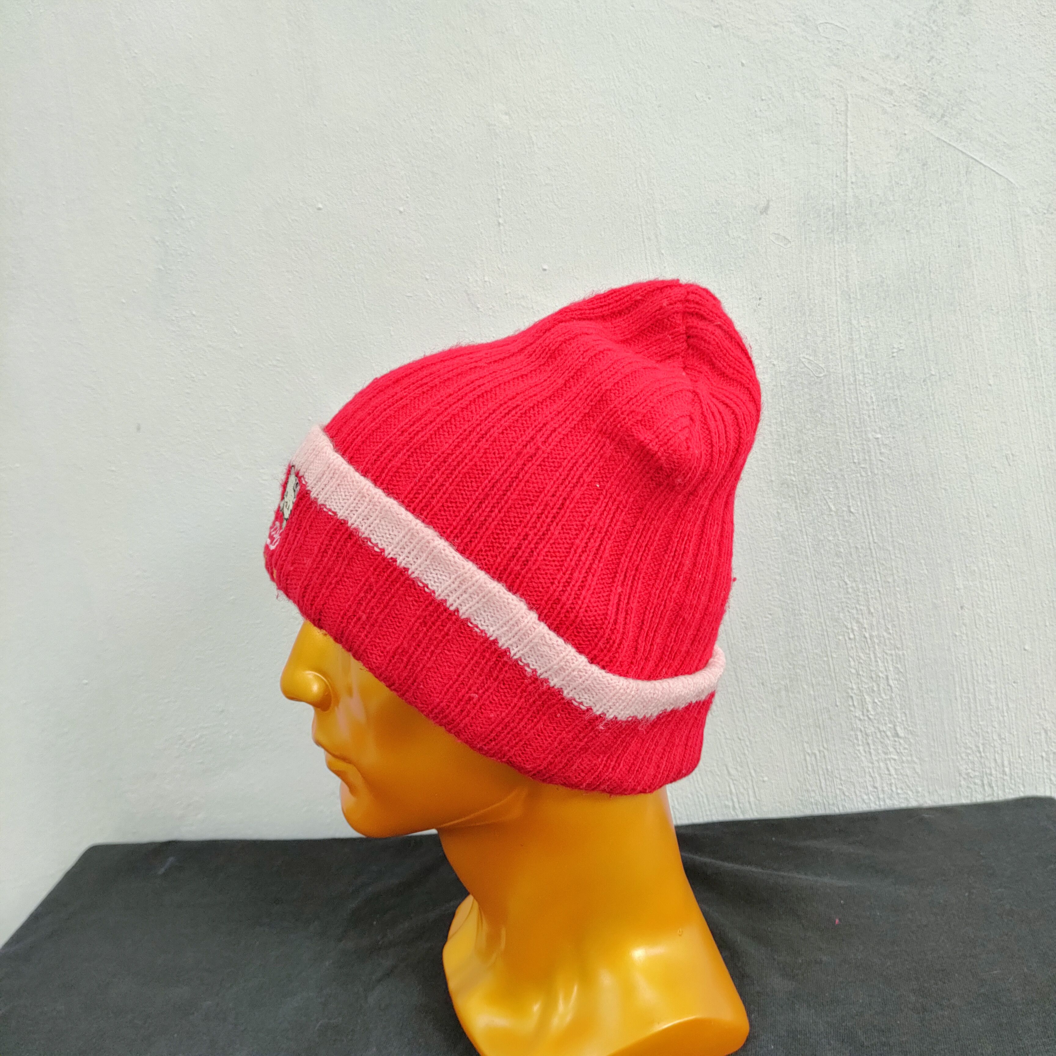 SAYHELLO 💥 BESTOFFER 💥 HELLO KITTY RED BEANIE HAT Size ONE SIZE - 2 Thumbnail