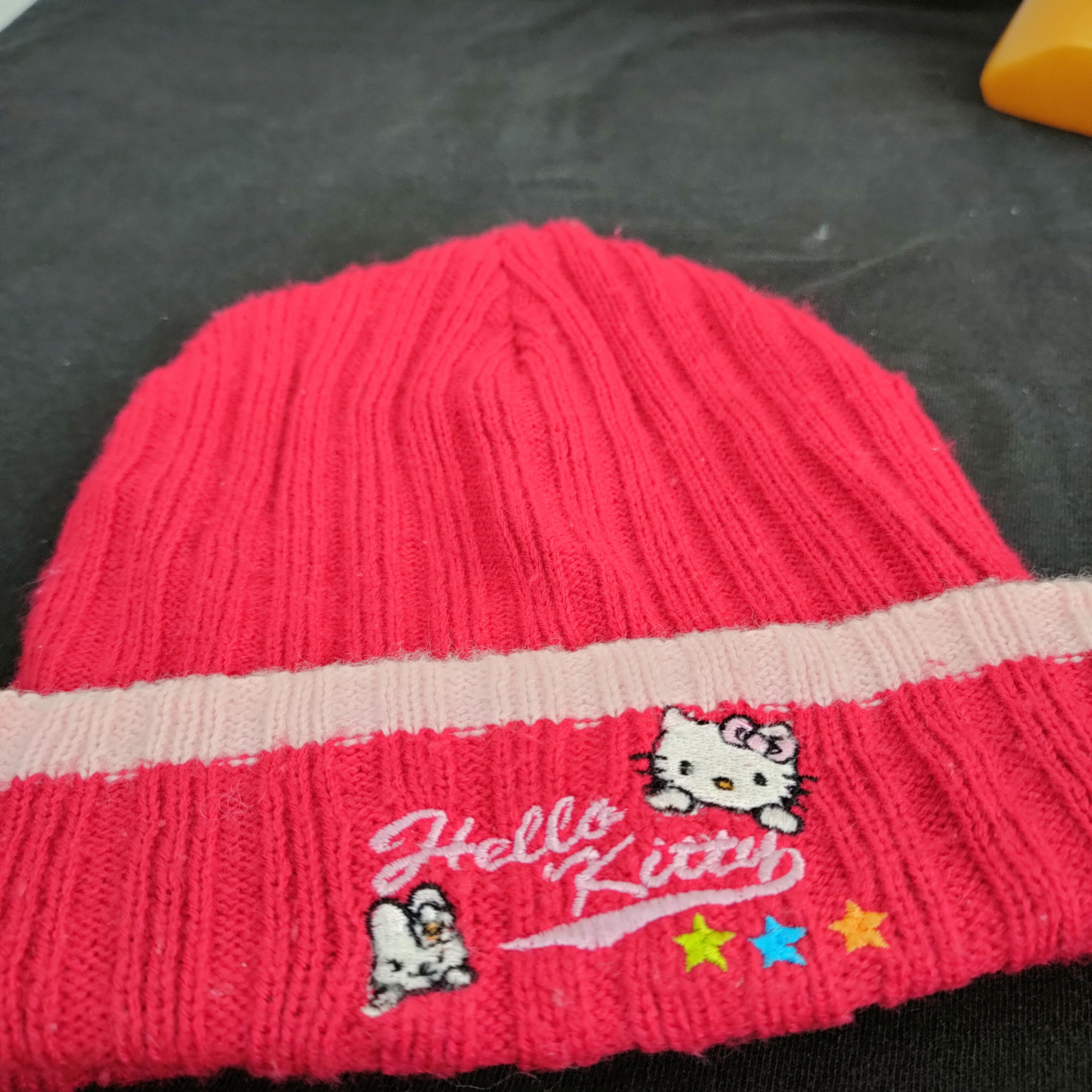 SAYHELLO 💥 BESTOFFER 💥 HELLO KITTY RED BEANIE HAT Size ONE SIZE - 5 Thumbnail