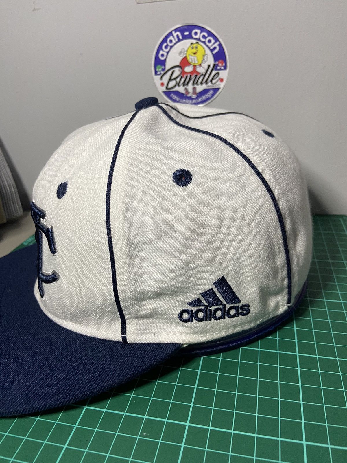 Adidas ADIDAS MONTREAL CANADIENS NHL BASEBALL HAT CAP 7 1/4 Size ONE SIZE - 2 Thumbnail