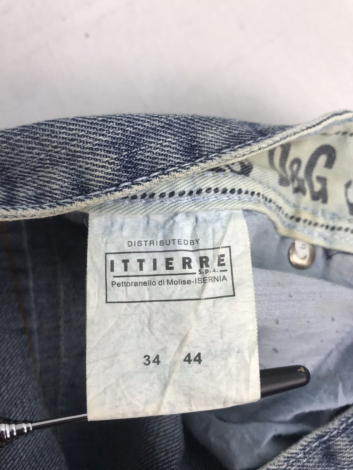 Dolce & Gabbana D&G distressed jeans Size US 31 - 9 Thumbnail