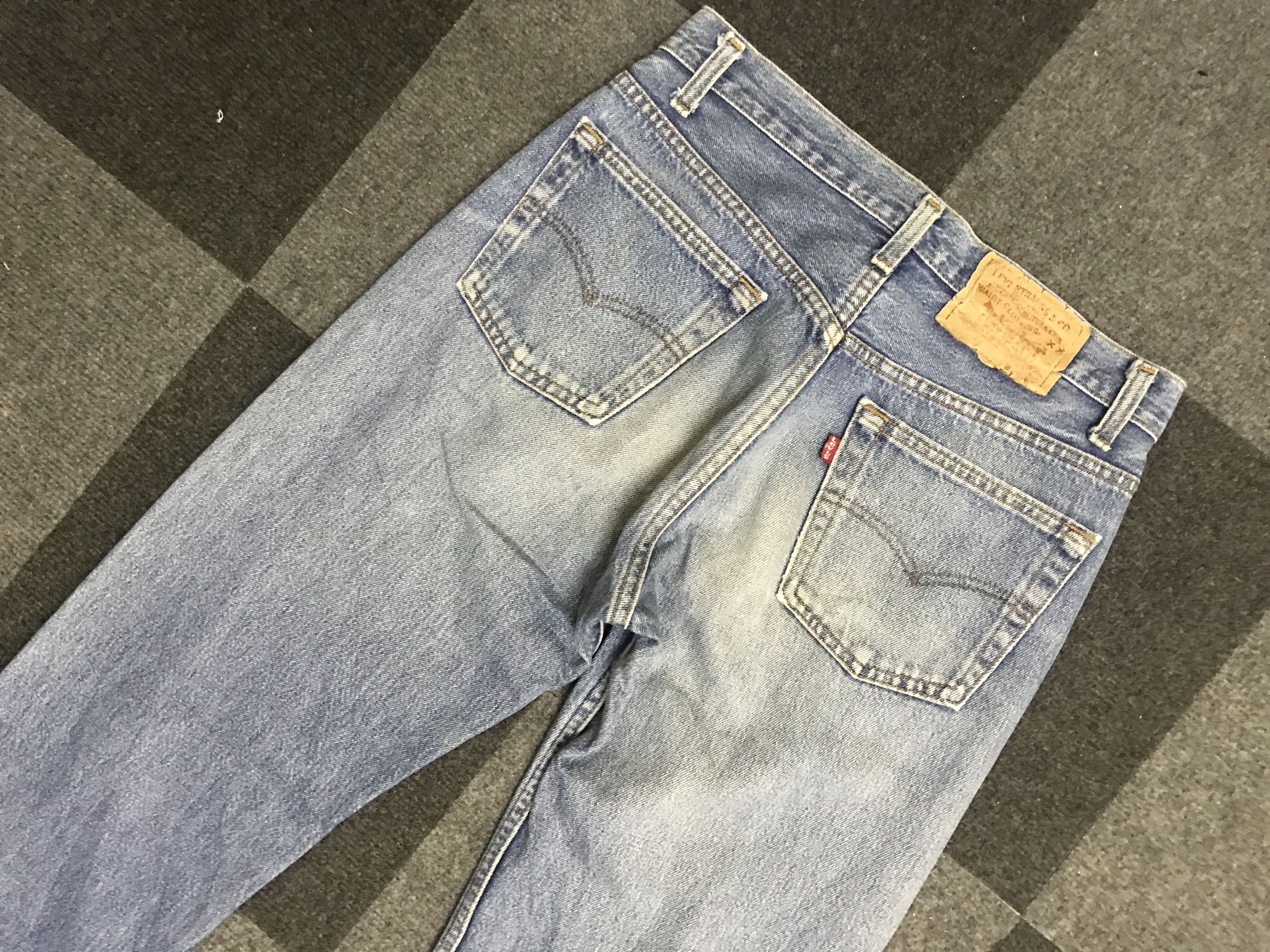 Art Comes First VLEV129-Vintage Levis 501 Paint Art Light Wash Jeans Size US 29 - 10 Thumbnail