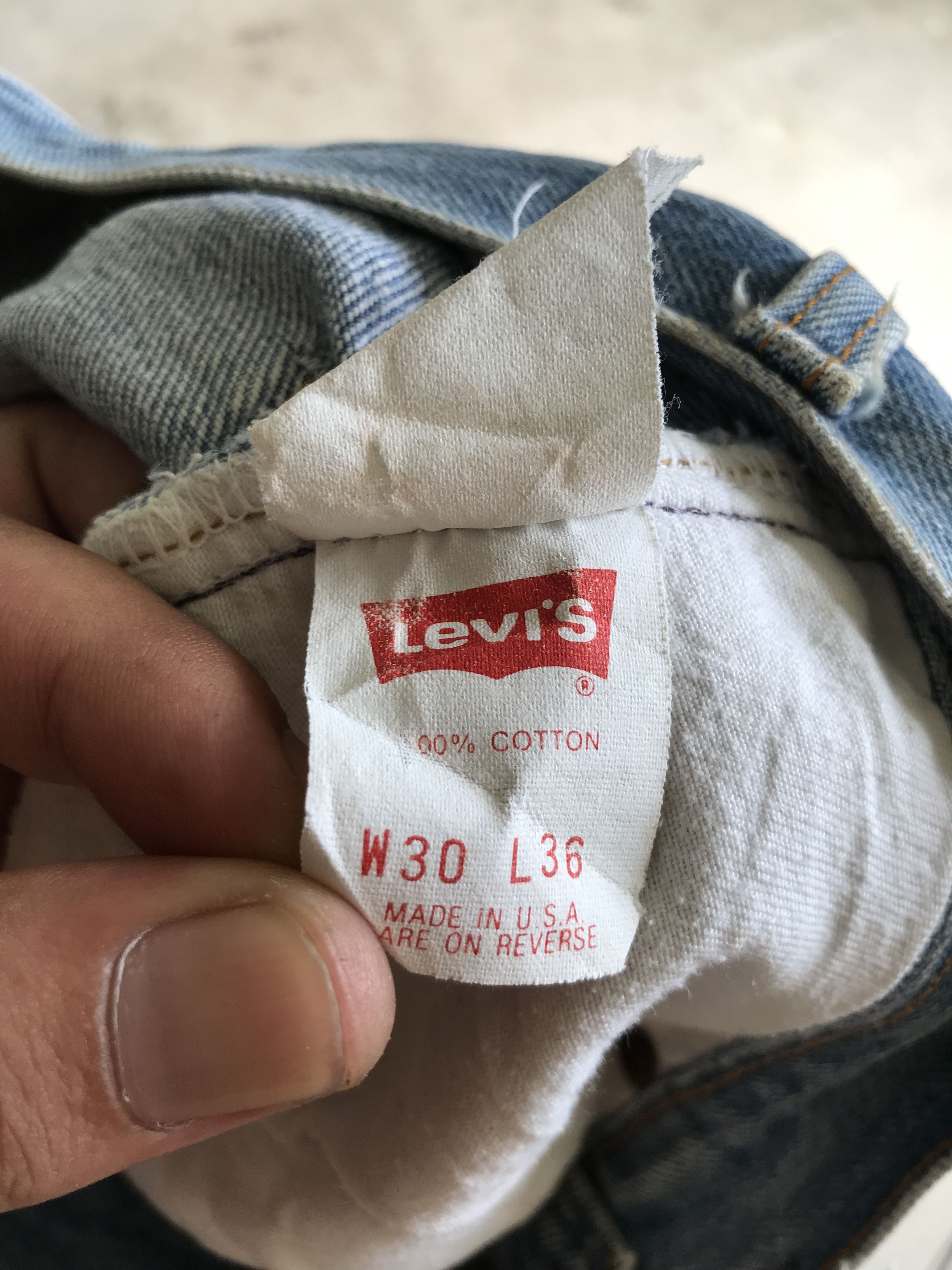 Levi's VLEV67 - Vintage Levis 501xx Light Wash Jeans Size US 28 / EU 44 - 17 Thumbnail