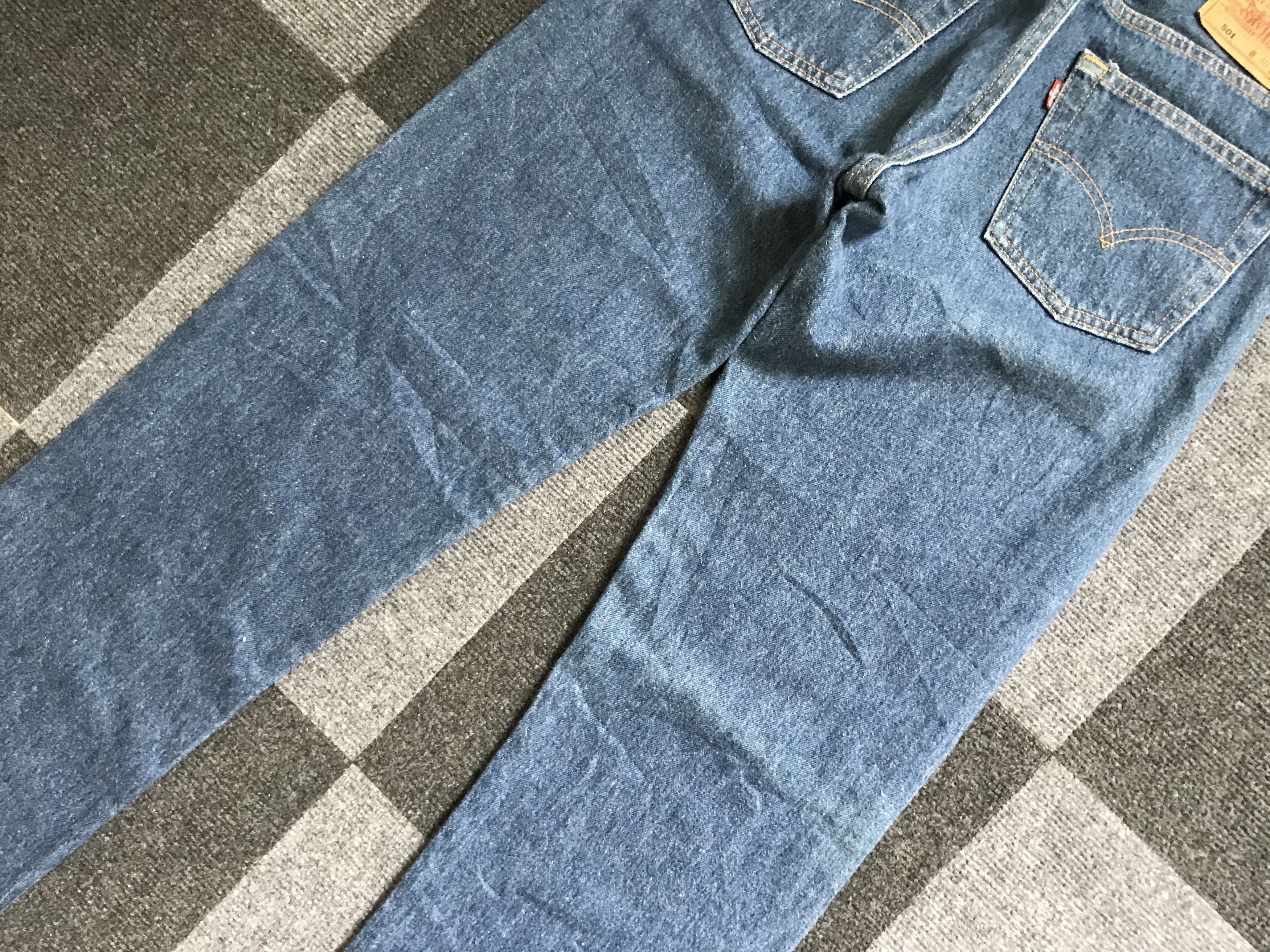 Levi's VLEV88 - Vintage Levis 501 Blue Wash Jeans Size US 27 - 9 Thumbnail
