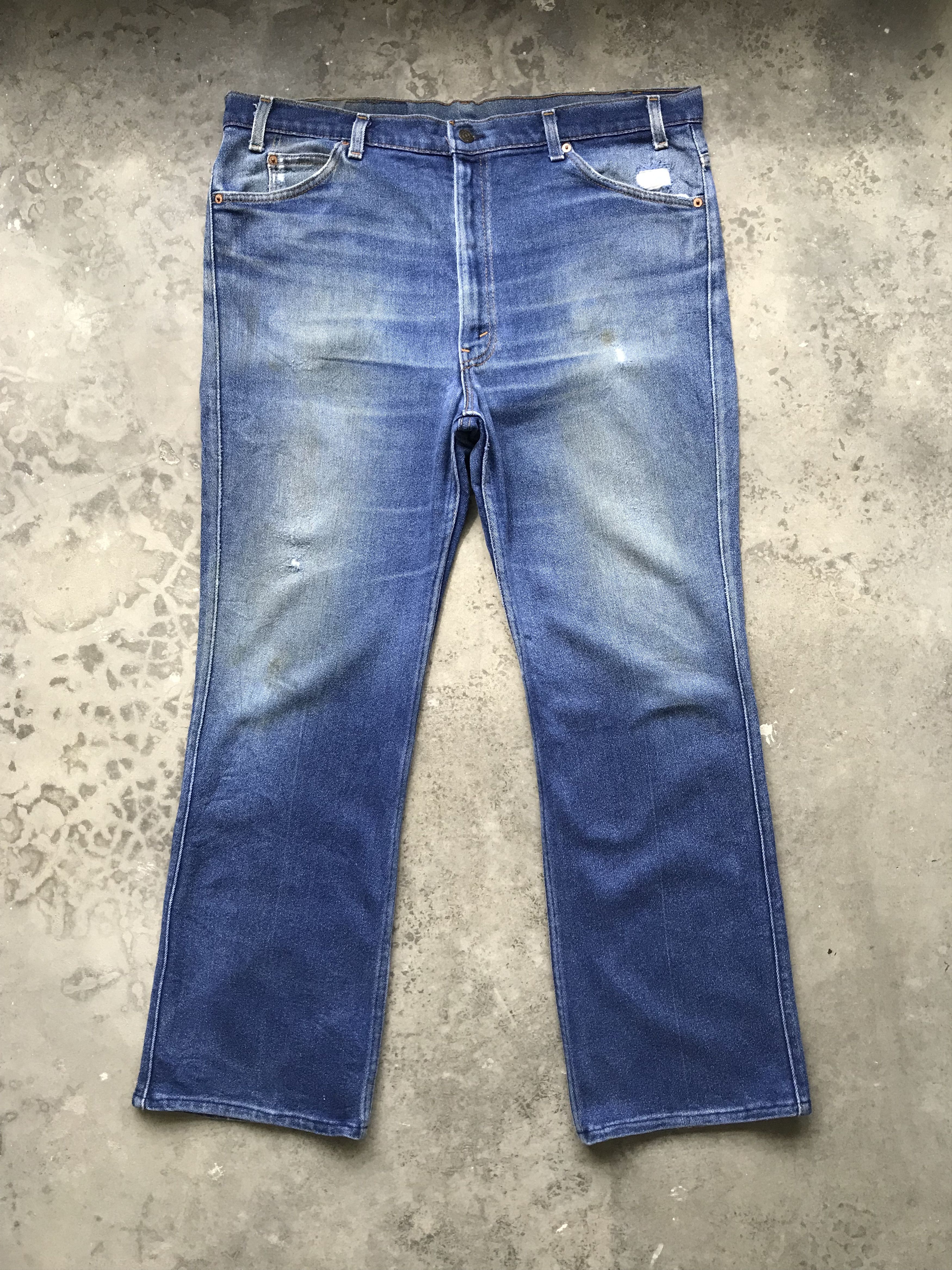 Levi's VLEV57 Vintage Levis 517 Medium Wash Light Distressed Jeans Size US 40 / EU 56 - 1 Thumbnail