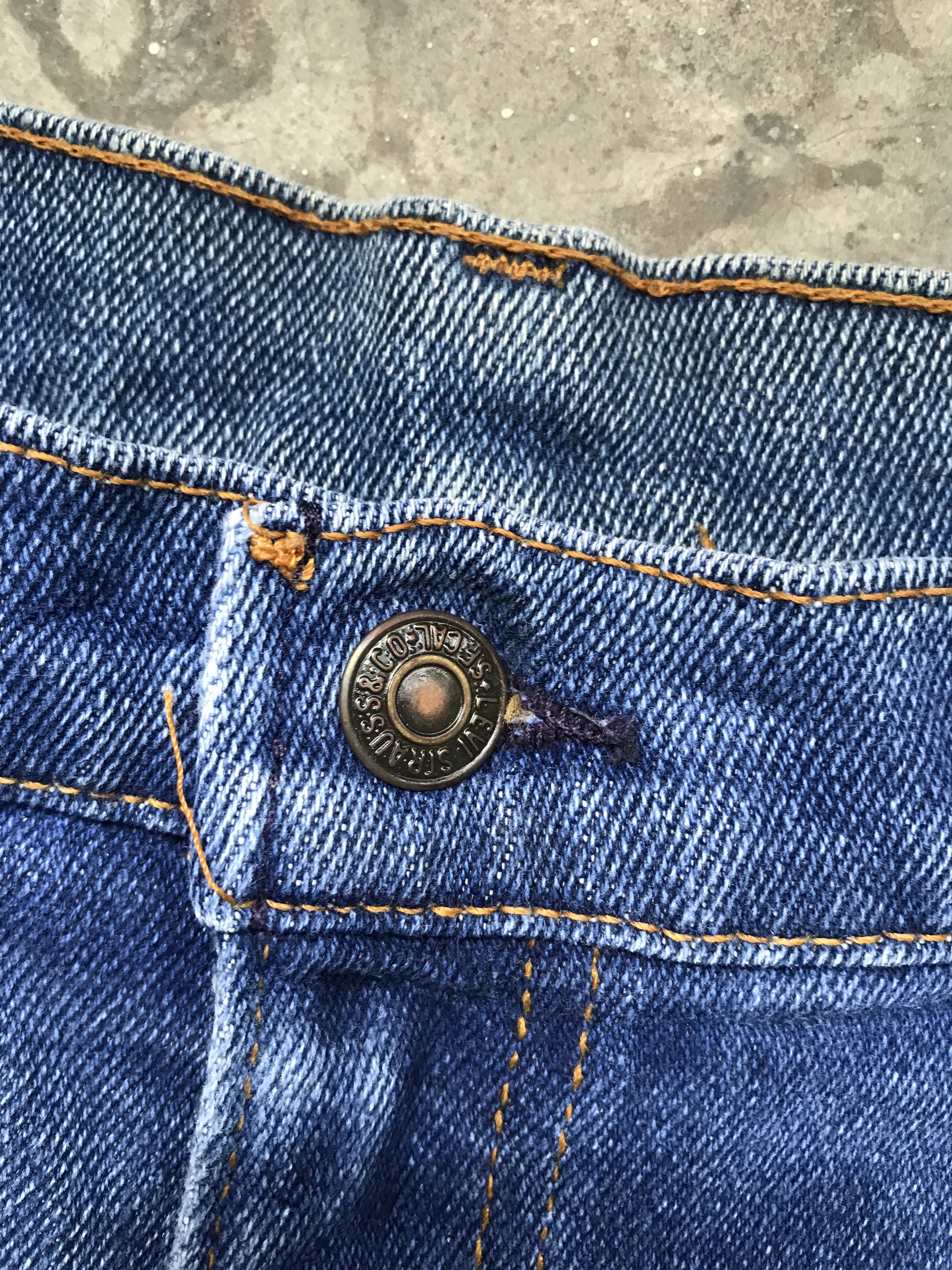 Levi's VLEV57 Vintage Levis 517 Medium Wash Light Distressed Jeans Size US 40 / EU 56 - 7 Thumbnail