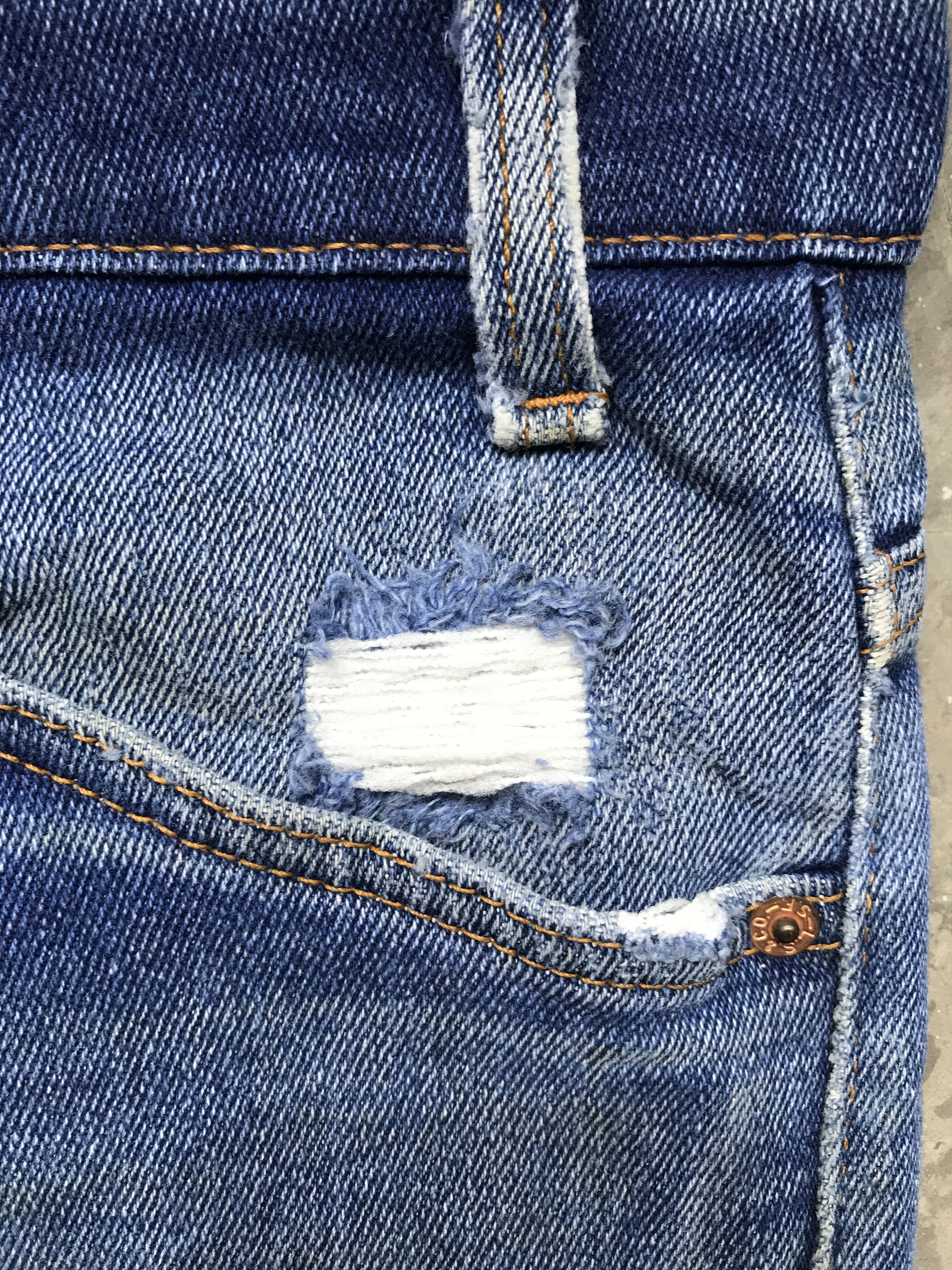 Levi's VLEV57 Vintage Levis 517 Medium Wash Light Distressed Jeans Size US 40 / EU 56 - 6 Thumbnail