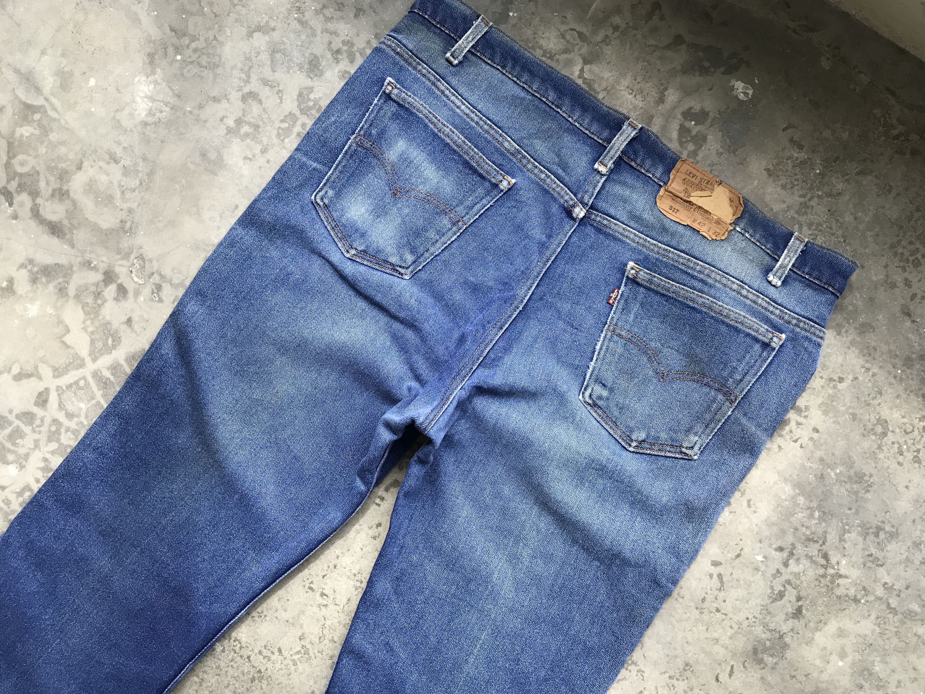 Levi's VLEV57 Vintage Levis 517 Medium Wash Light Distressed Jeans Size US 40 / EU 56 - 10 Thumbnail