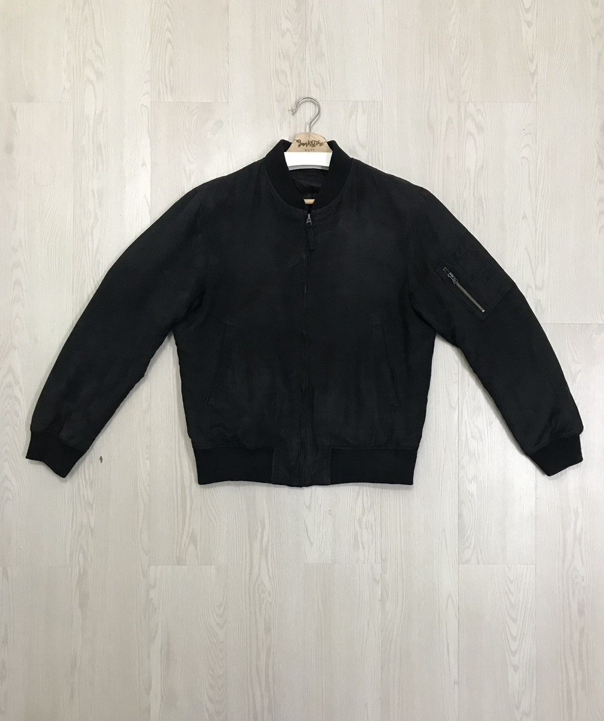 Japanese Brand × Uniqlo Uniqlo Japan Suede Bomber Jacket Air Force Bomber Style Size US M / EU 48-50 / 2 - 1 Thumbnail