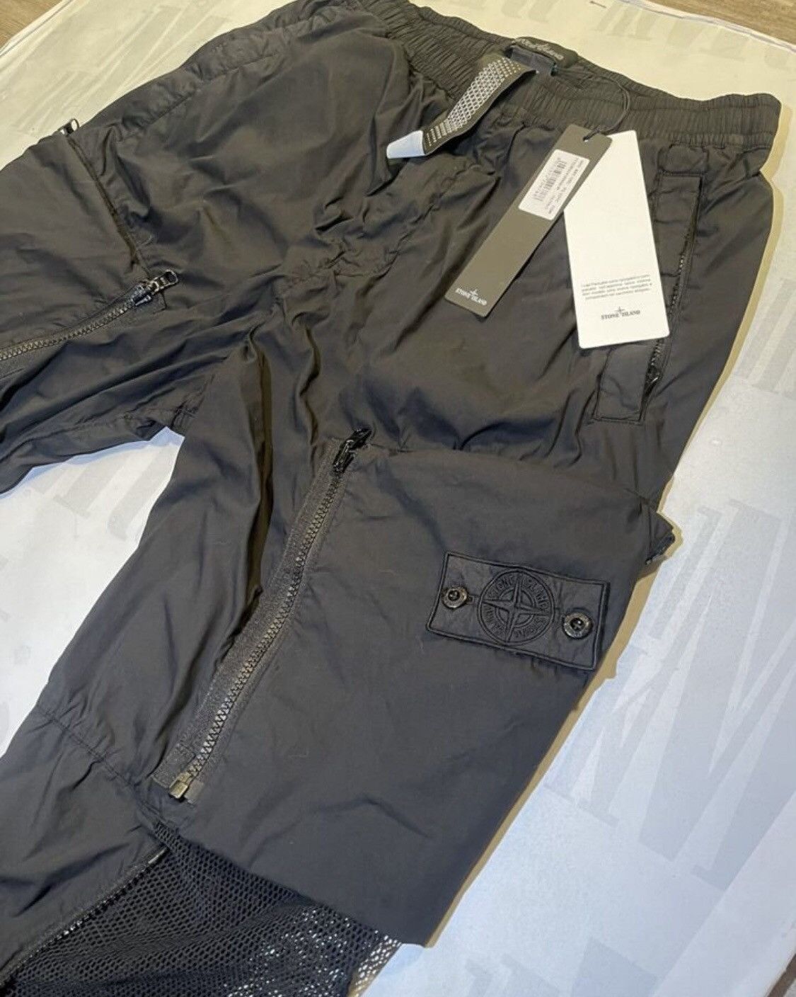 Stone Island × Stone Island Shadow Project Convertible Mesh-Panel Zip Cargo Pants Size US 32 / EU 48 - 3 Thumbnail
