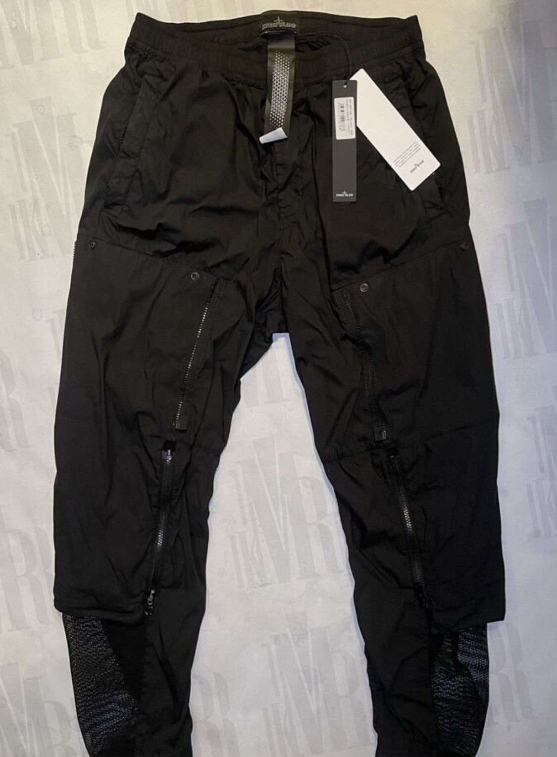 Stone Island × Stone Island Shadow Project Convertible Mesh-Panel Zip Cargo Pants Size US 32 / EU 48 - 2 Thumbnail