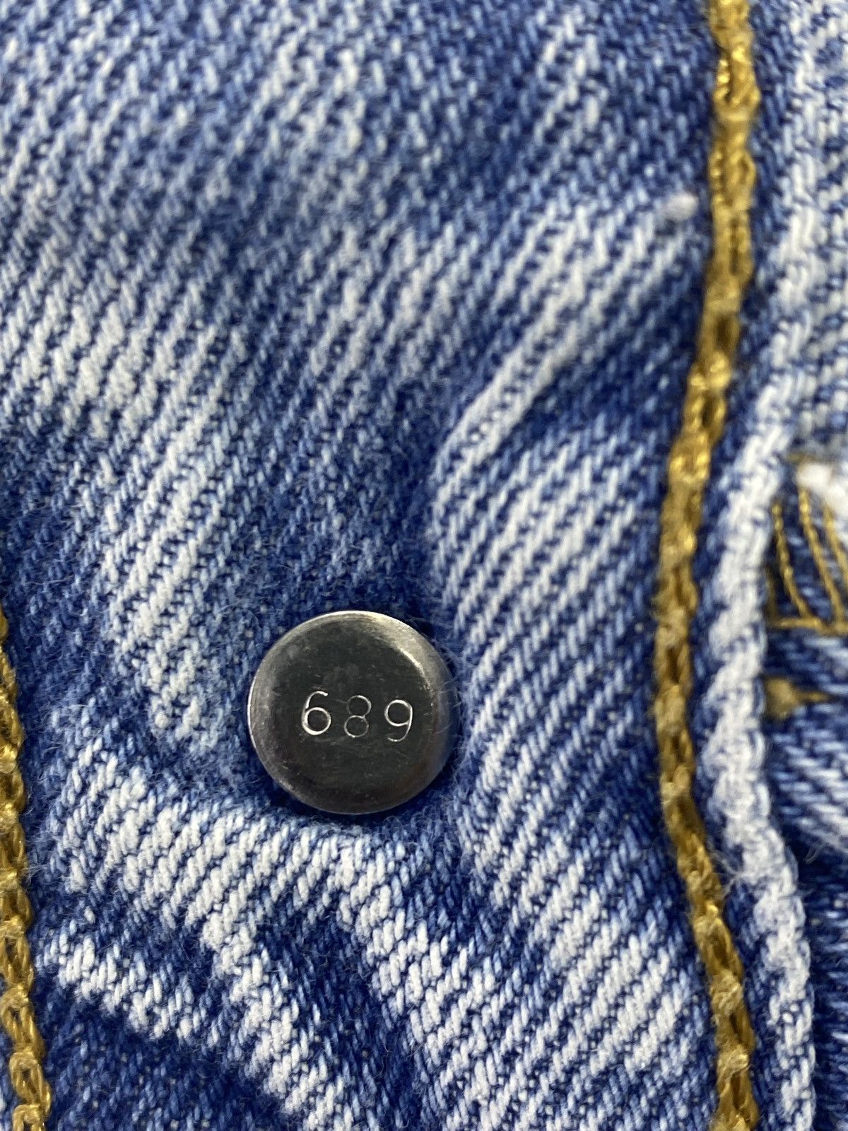 Levi's VINTAGE LEVI'S 560 BLUE WASH JEANS-J521 Size US 41 - 6 Thumbnail