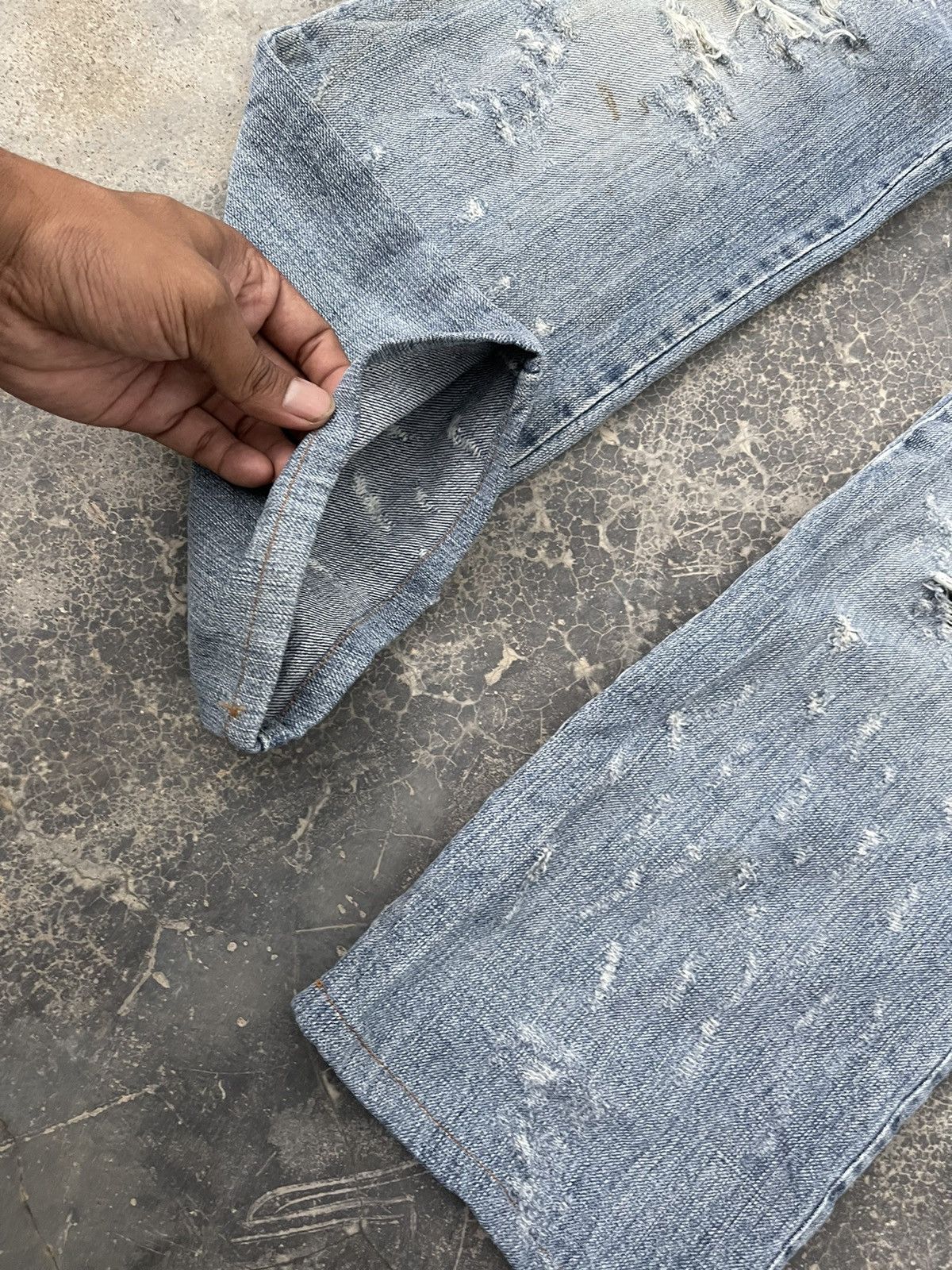 Dolce & Gabbana Dolce & Gabbana rugged distressed denim Size US 32 / EU 48 - 13 Thumbnail