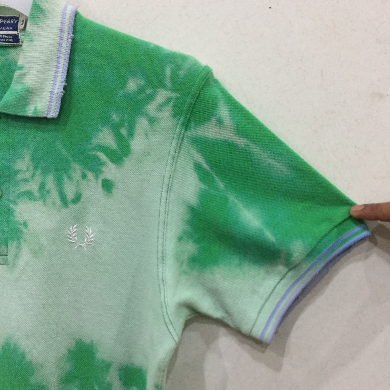 Fred Perry FRED PERRY Polo Shirt Spell Out Small Logo..Acid Wash Size US S / EU 44-46 / 1 - 8 Thumbnail