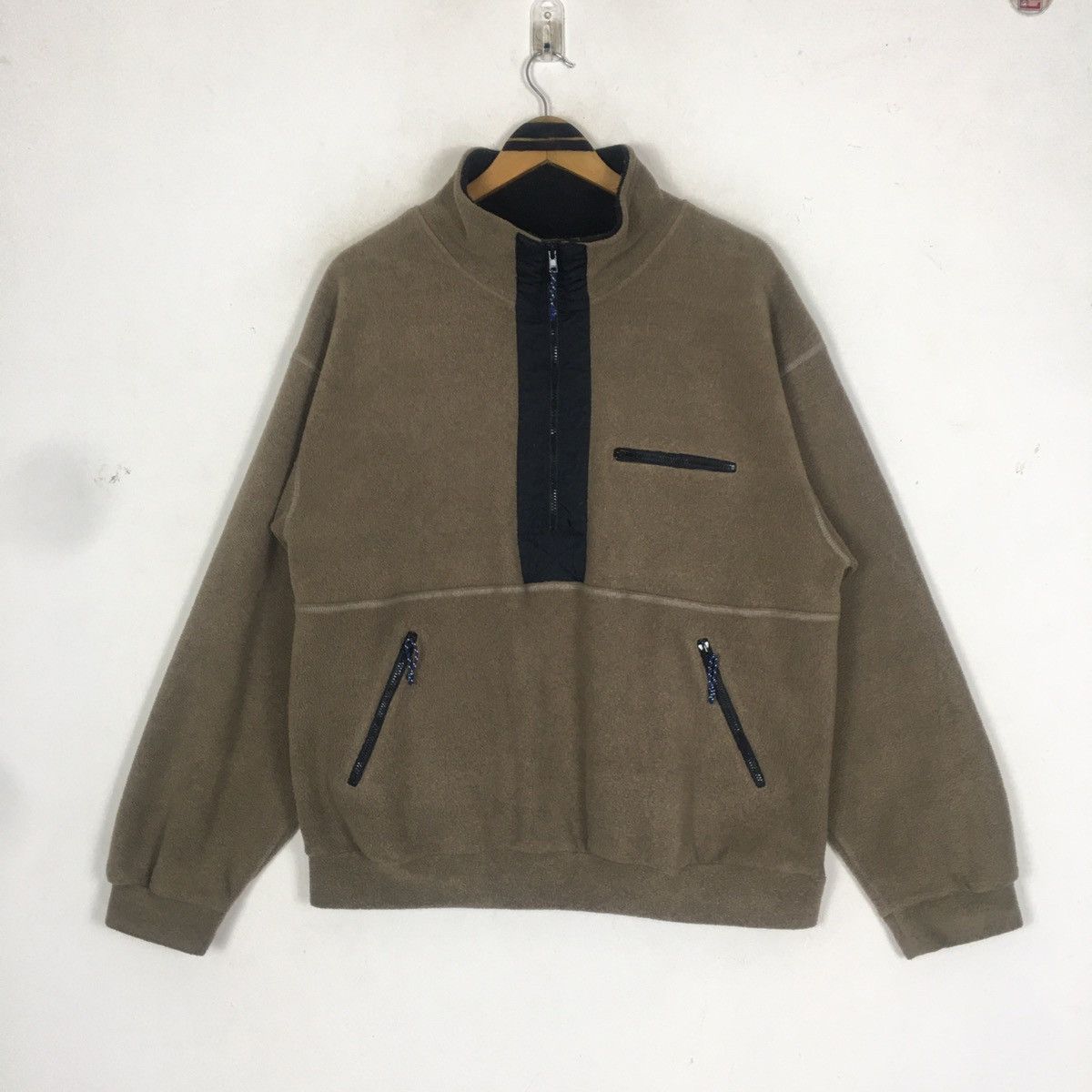 Vintage Water Buffalo Mountain Wind Proof Outdoor Fleece