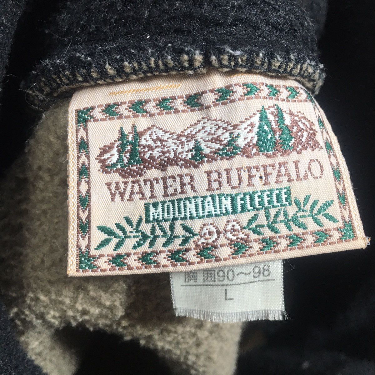 Japanese Brand Vintage Water Buffalo Mountain Wind Proof Outdoor Fleece Size US M / EU 48-50 / 2 - 7 Thumbnail
