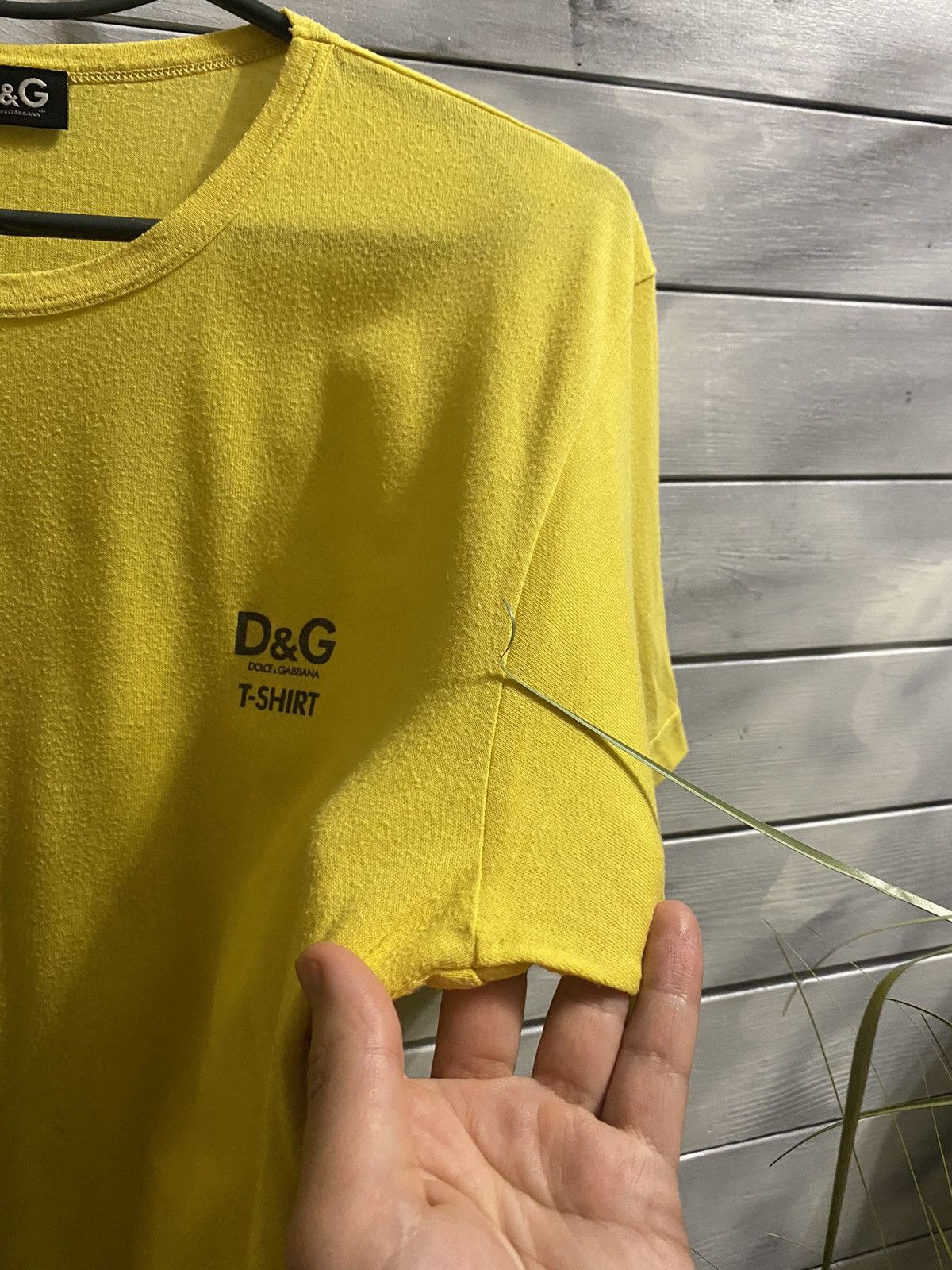 Dolce & Gabbana Dolce & Gabbana T-Shirt. Y2K style. Size US M / EU 48-50 / 2 - 4 Thumbnail