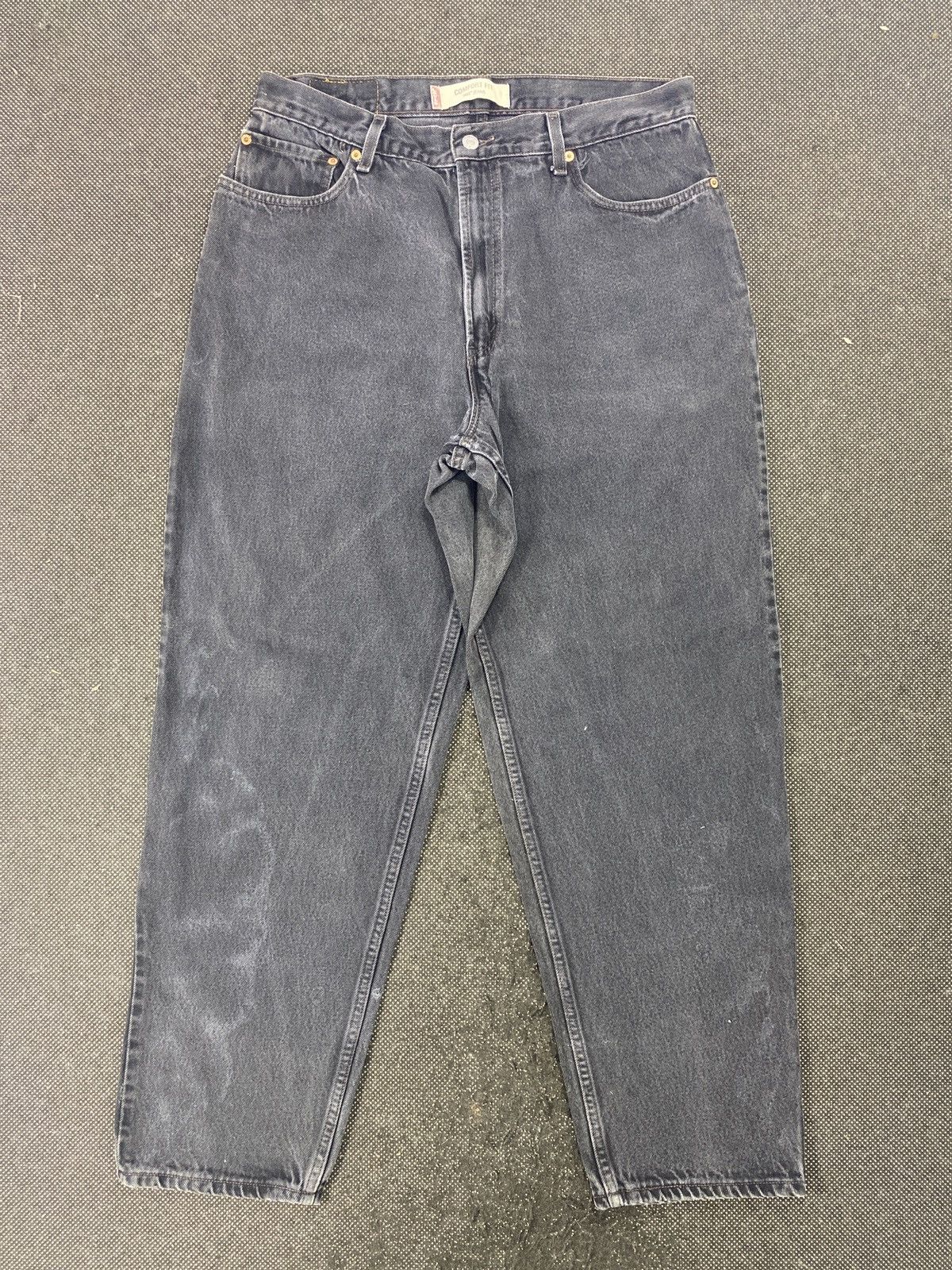 Levi's VINTAGE LEVI'S 560 BLACK JEANS - J525 Size US 36 / EU 52 - 1 Thumbnail