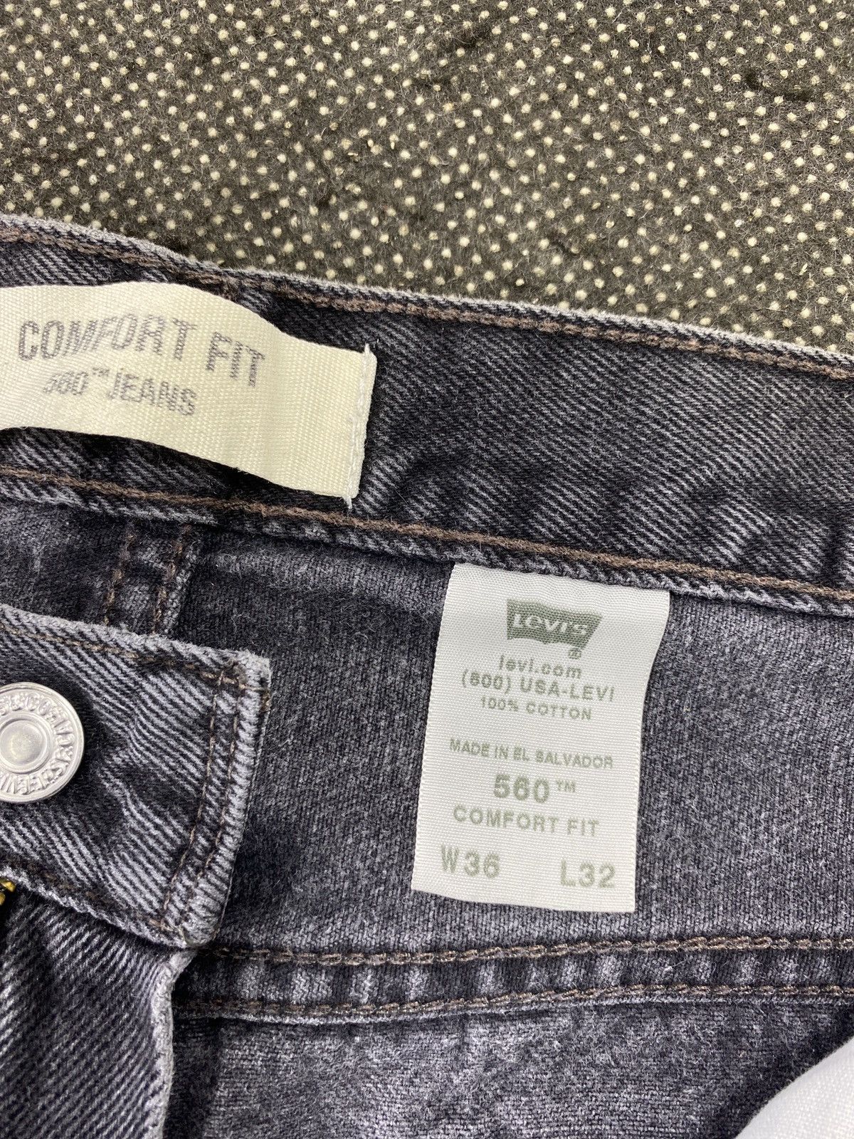 Levi's VINTAGE LEVI'S 560 BLACK JEANS - J525 Size US 36 / EU 52 - 6 Thumbnail