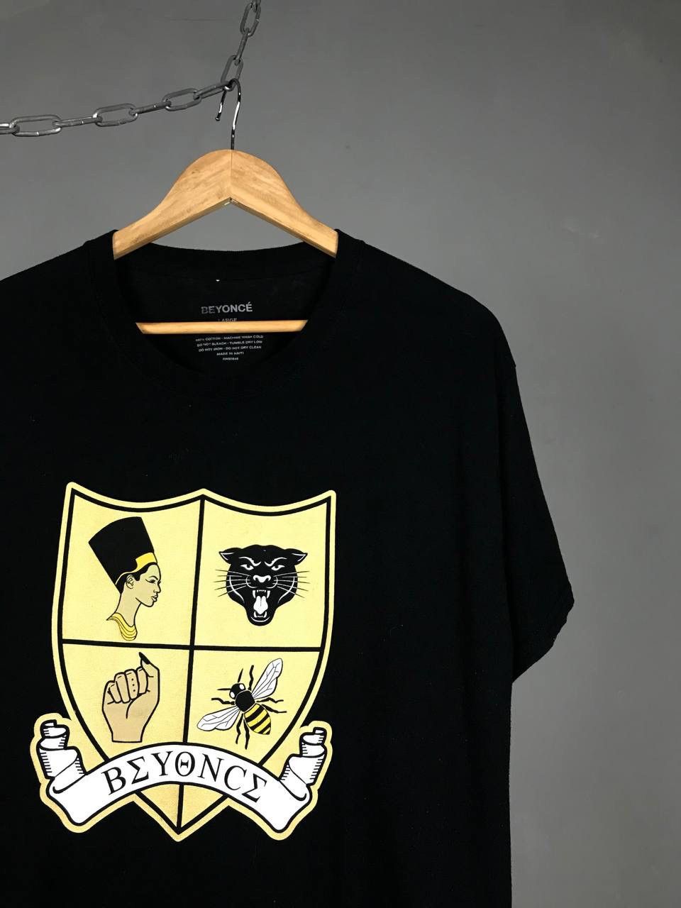 Beyonce Beyoncé vintage band tee center logo Size US L / EU 52-54 / 3 - 2 Thumbnail