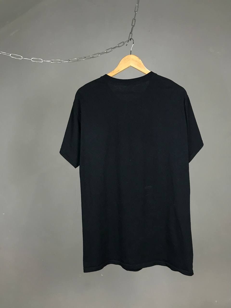 Beyonce Beyoncé vintage band tee center logo Size US L / EU 52-54 / 3 - 5 Thumbnail