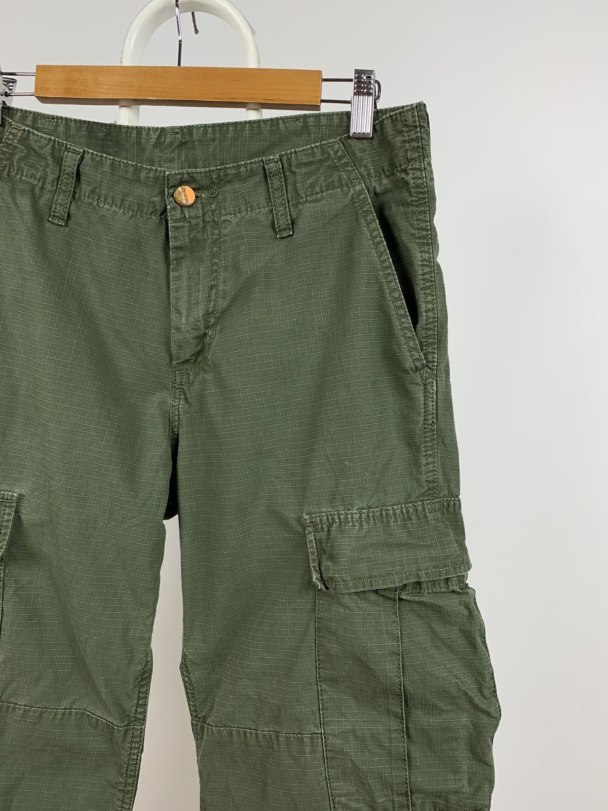 Carhartt Vintage Carhartt WIP Regular Cargo Pants Travis Style Size US 31 - 11 Thumbnail