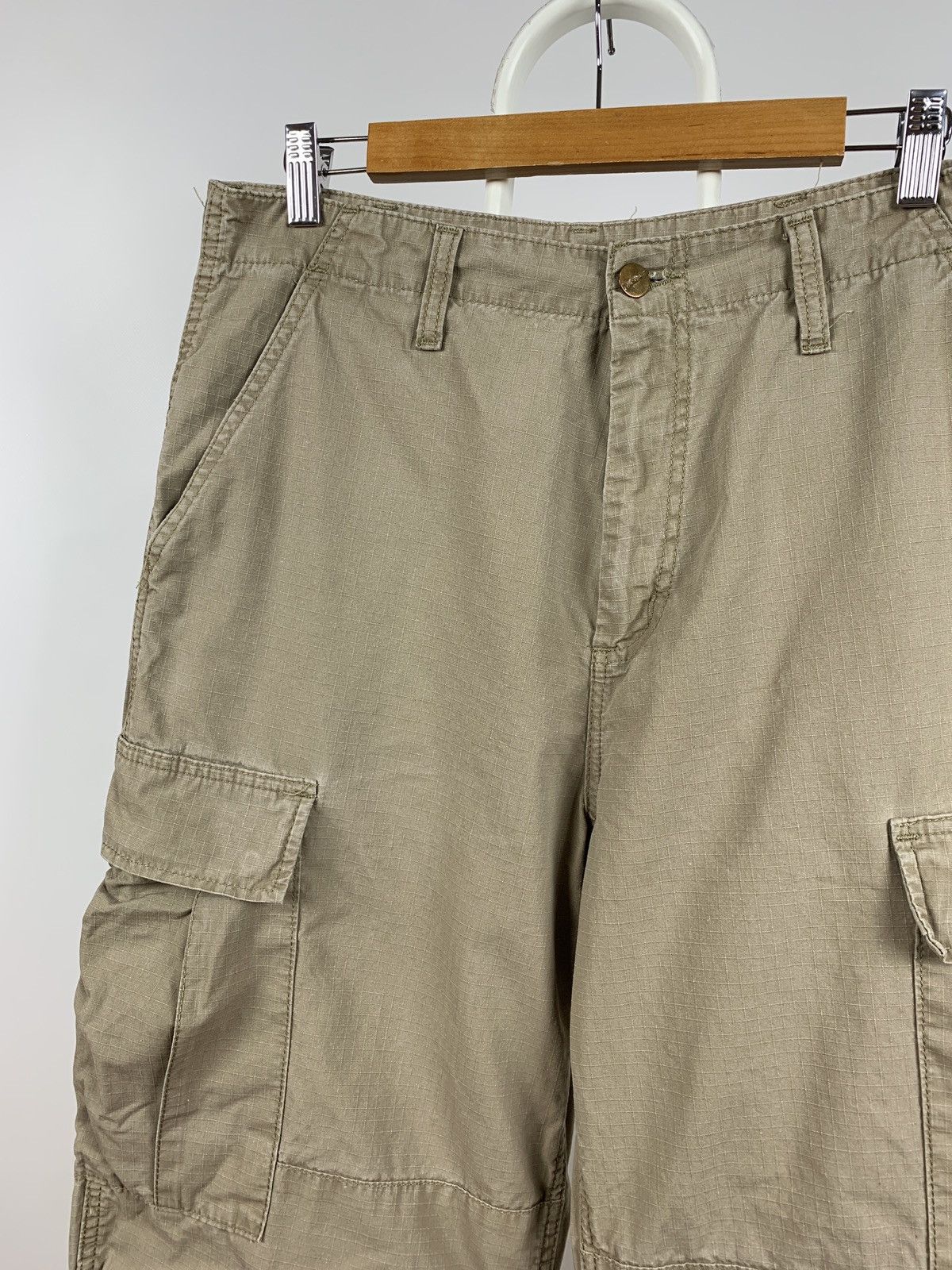 Carhartt Vintage Carhartt WIP Beige Cargo Pants Travis Style Size US 31 - 13 Thumbnail