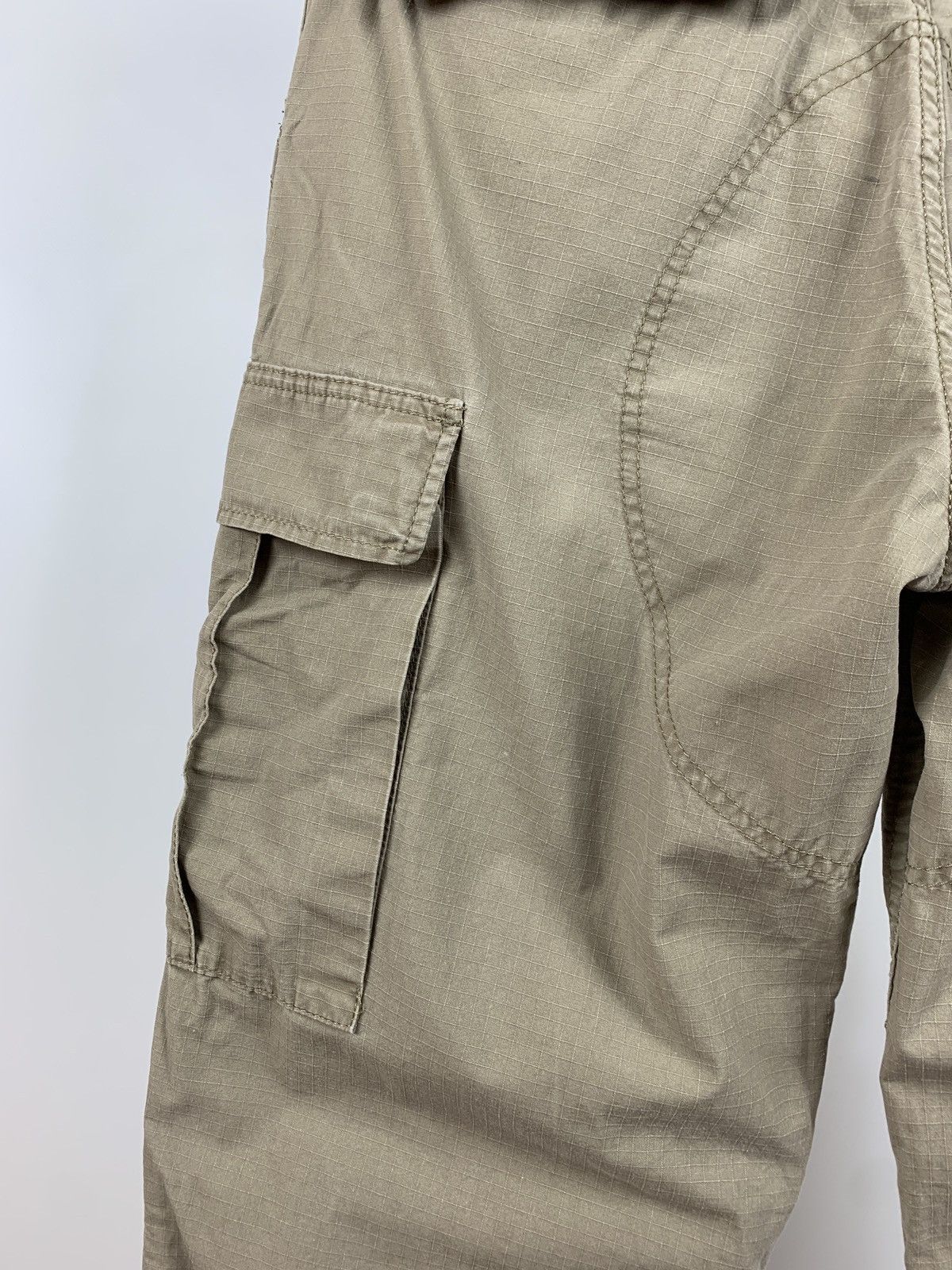 Carhartt Vintage Carhartt WIP Beige Cargo Pants Travis Style Size US 31 - 20 Thumbnail