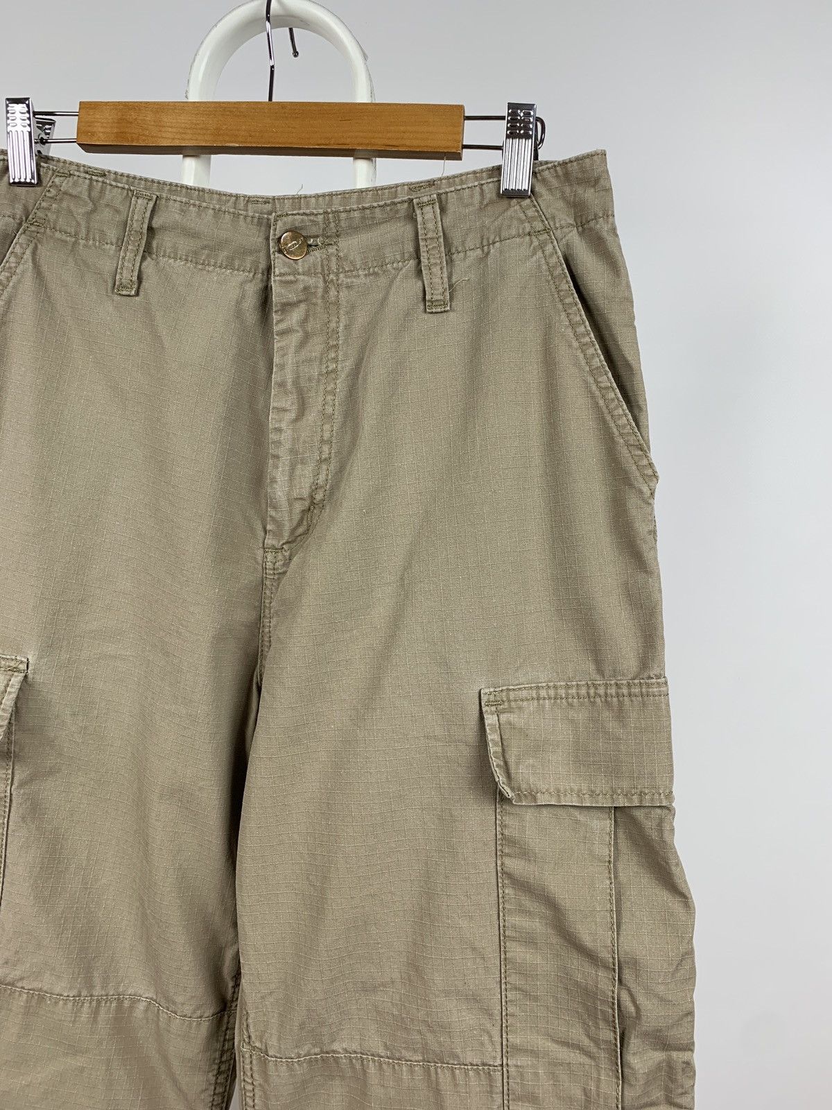 Carhartt Vintage Carhartt WIP Beige Cargo Pants Travis Style Size US 31 - 12 Thumbnail