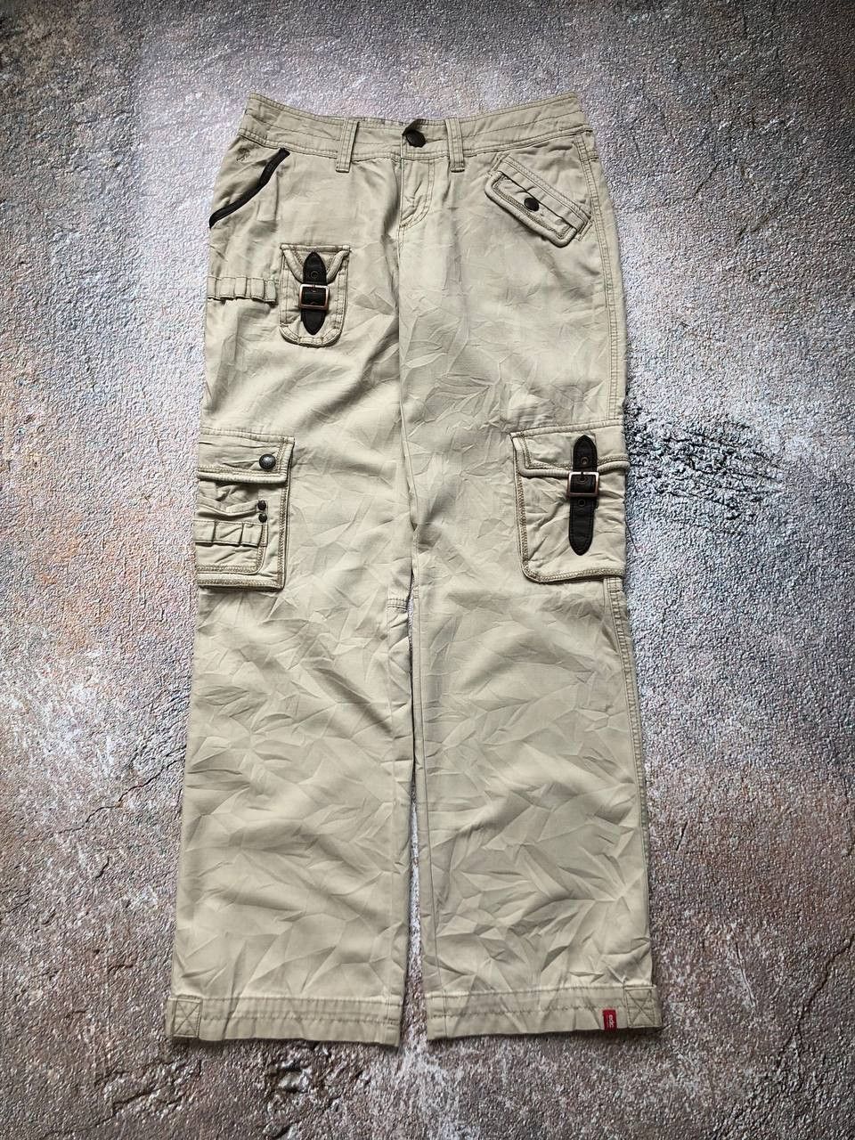 Japanese Brand Cynical woman flare tactical multipocket bondage cargo pants Size 36" / US 14 / IT 50 - 1 Thumbnail