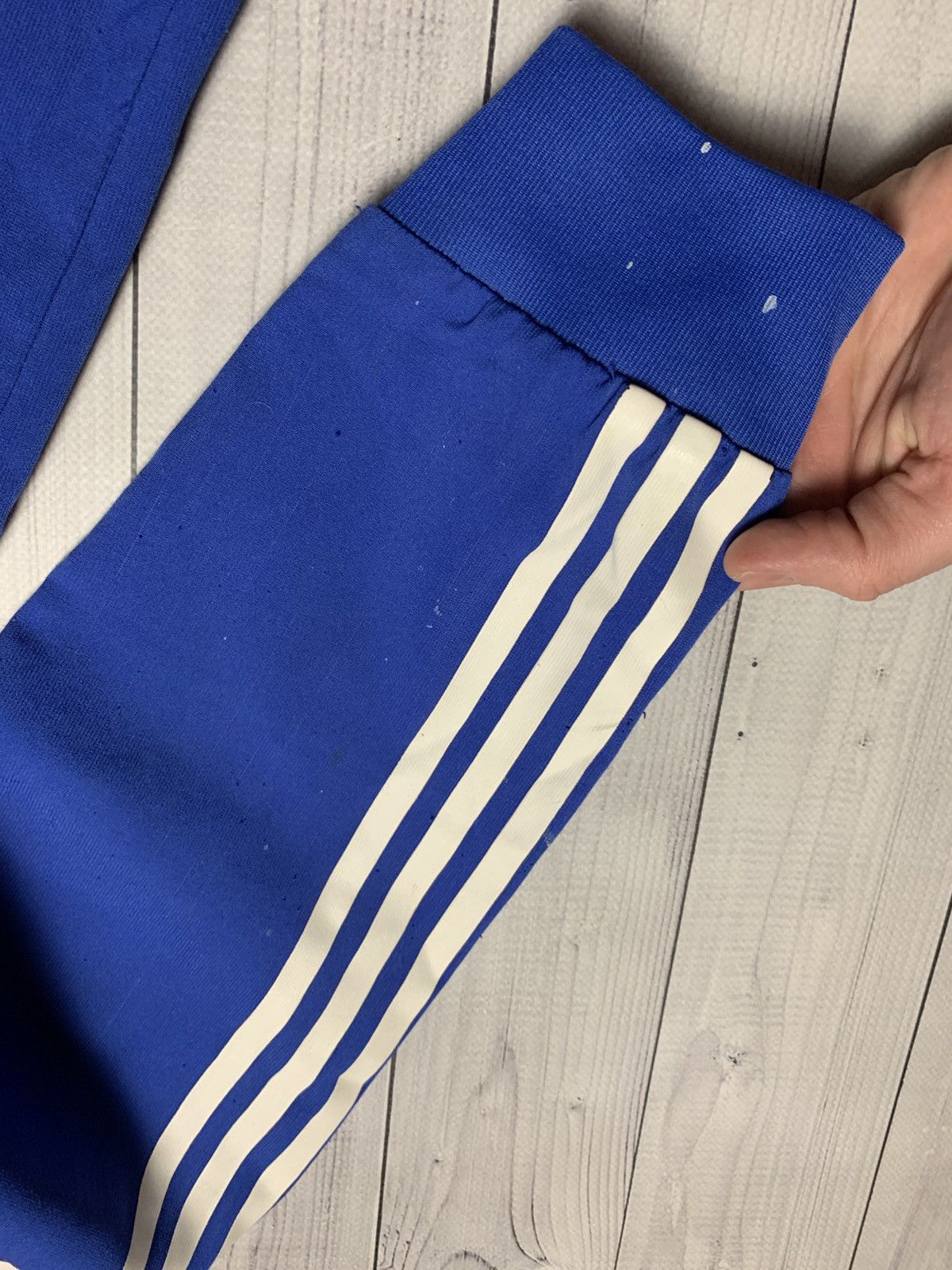 Adidas × Chelsea Soccer × Vintage Vintage adidas sweatshirt adidas Chelsea size Xl Size US XL / EU 56 / 4 - 7 Thumbnail