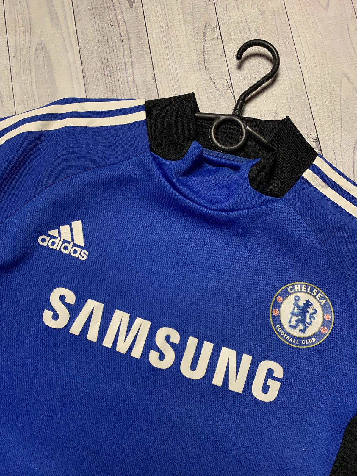 Adidas × Chelsea Soccer × Vintage Vintage adidas sweatshirt adidas Chelsea size Xl Size US XL / EU 56 / 4 - 3 Thumbnail