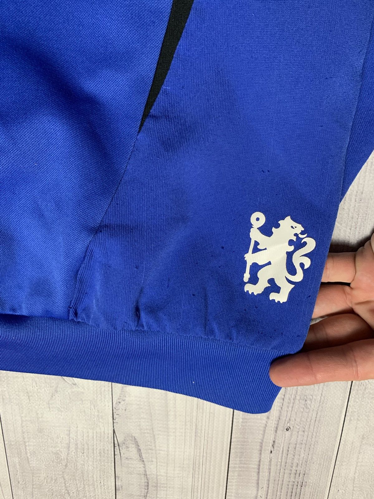 Adidas × Chelsea Soccer × Vintage Vintage adidas sweatshirt adidas Chelsea size Xl Size US XL / EU 56 / 4 - 14 Thumbnail