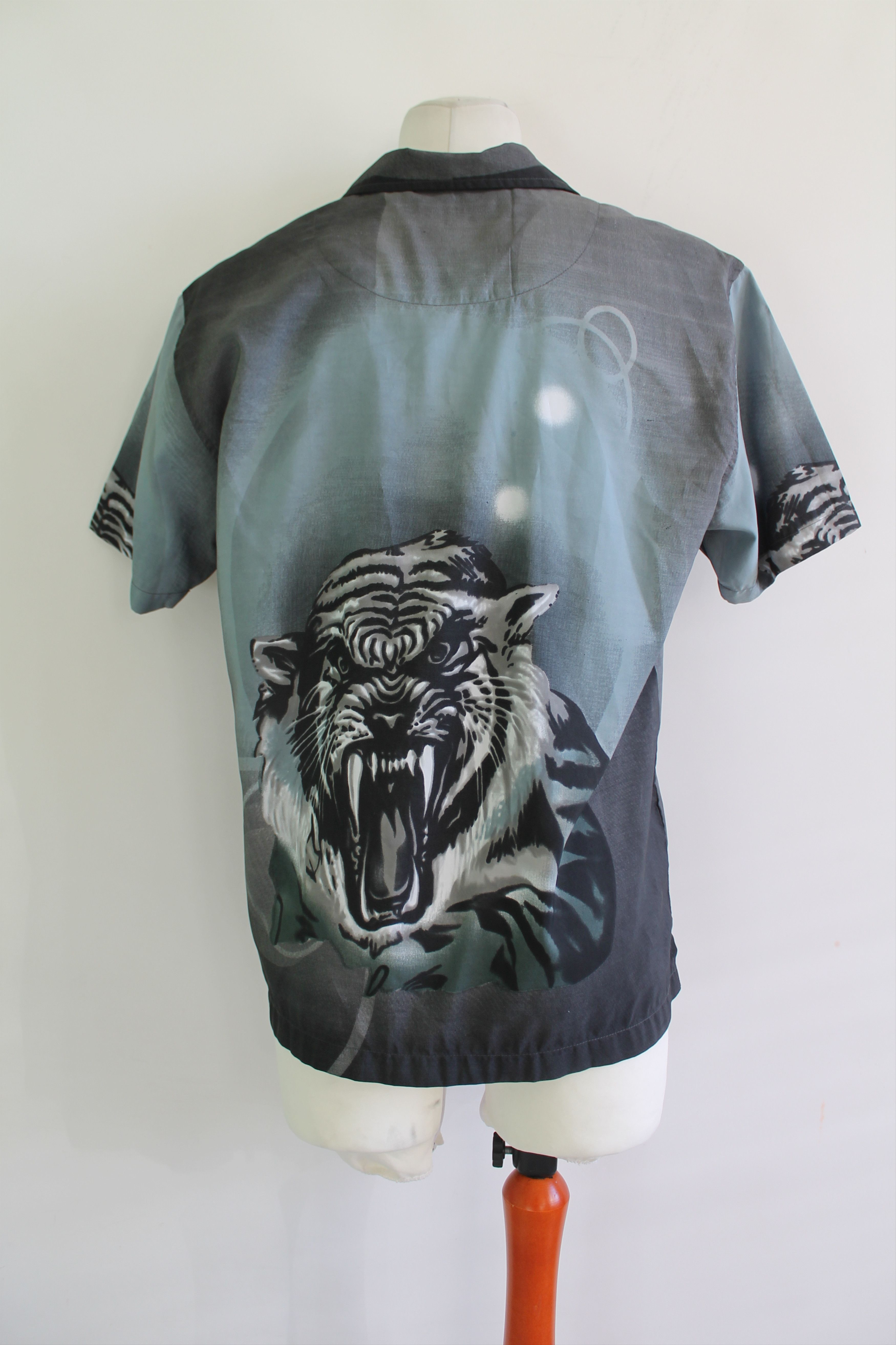 Vintage Y2K 00's Earthquake Vintage Tiger Shirt Short Sleeve Crazy Size US L / EU 52-54 / 3 - 5 Thumbnail