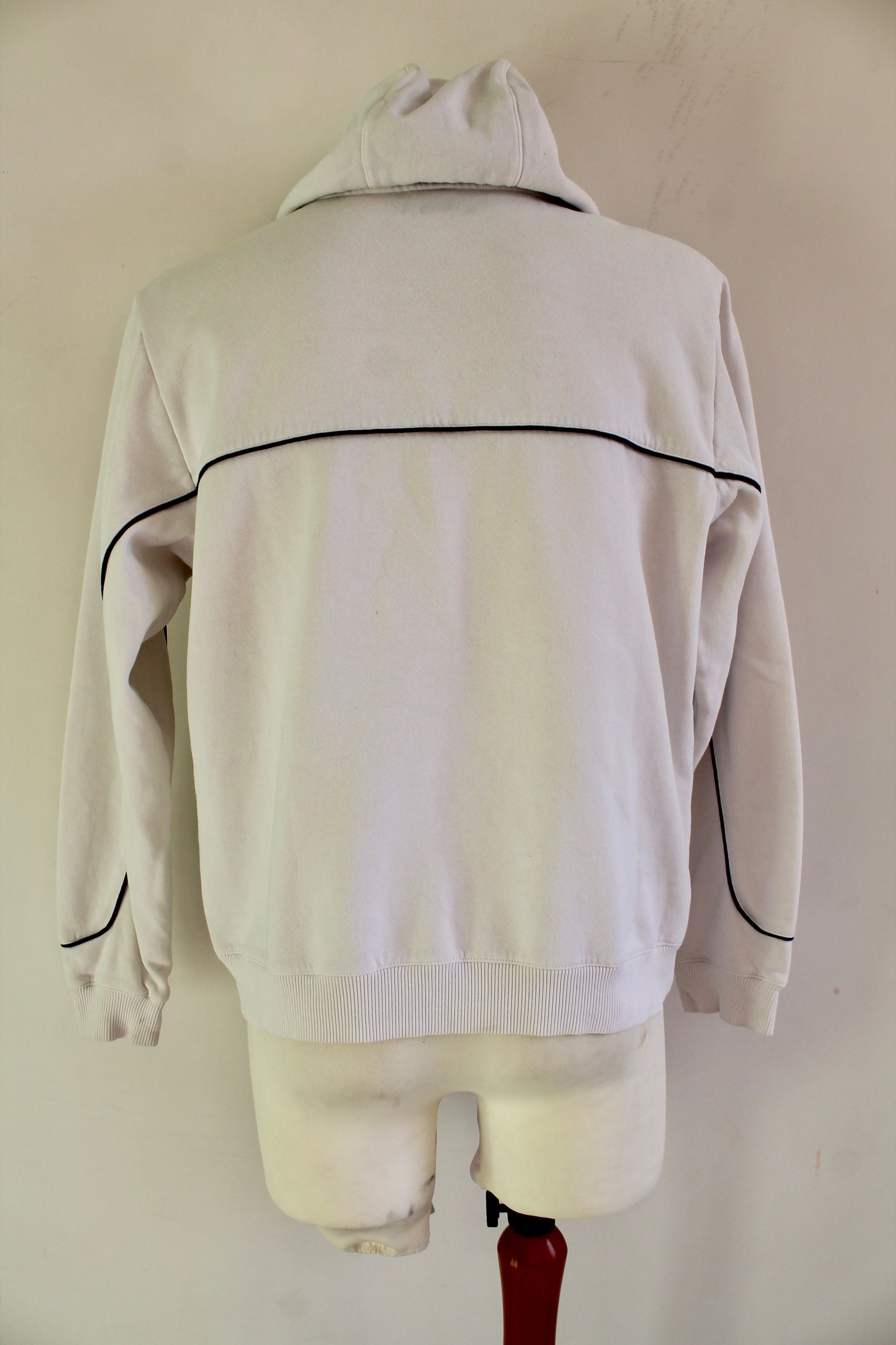 Nike Nike White vintage Hoodie sz M Size US M / EU 48-50 / 2 - 8 Thumbnail