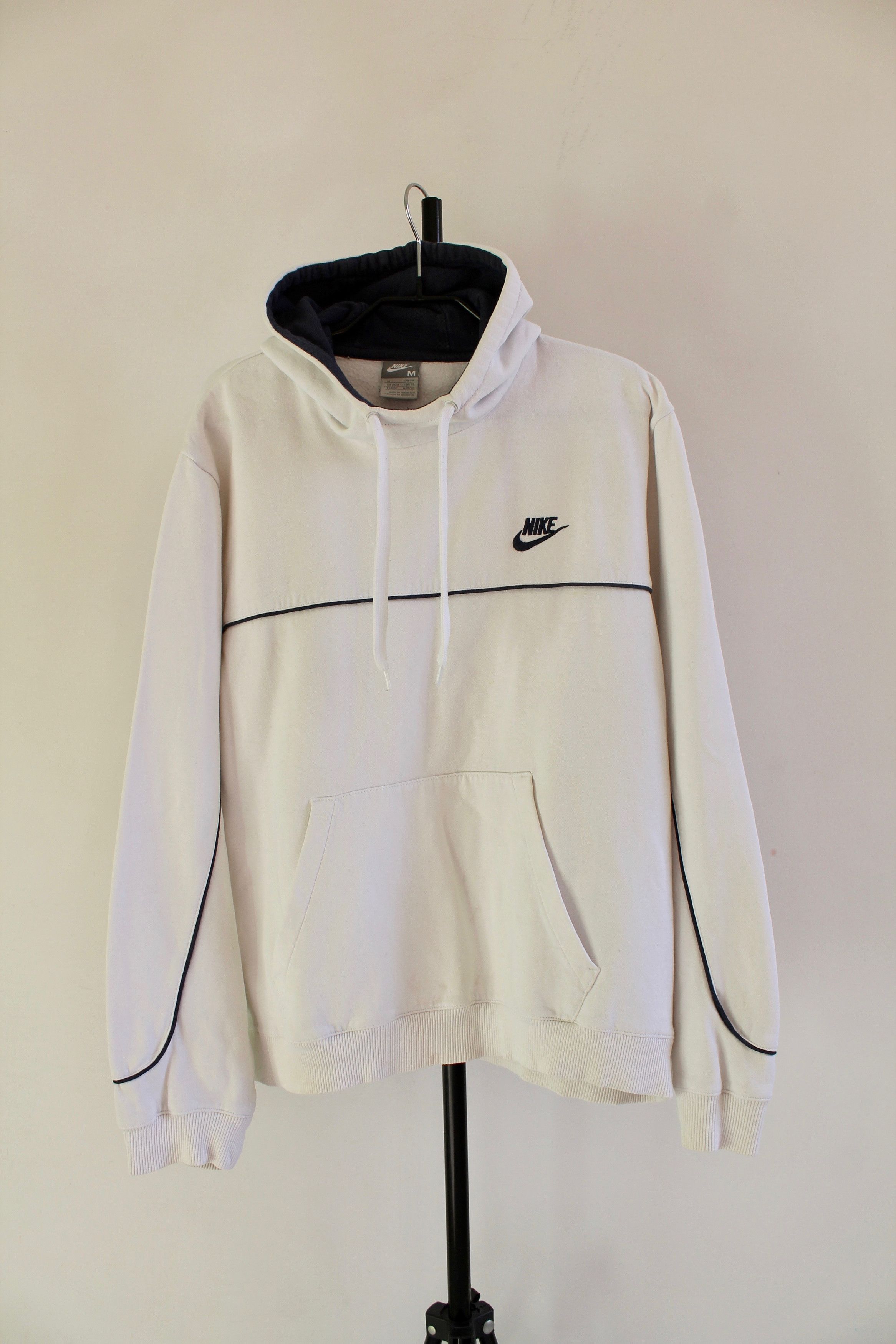 Nike Nike White vintage Hoodie sz M Size US M / EU 48-50 / 2 - 1 Thumbnail