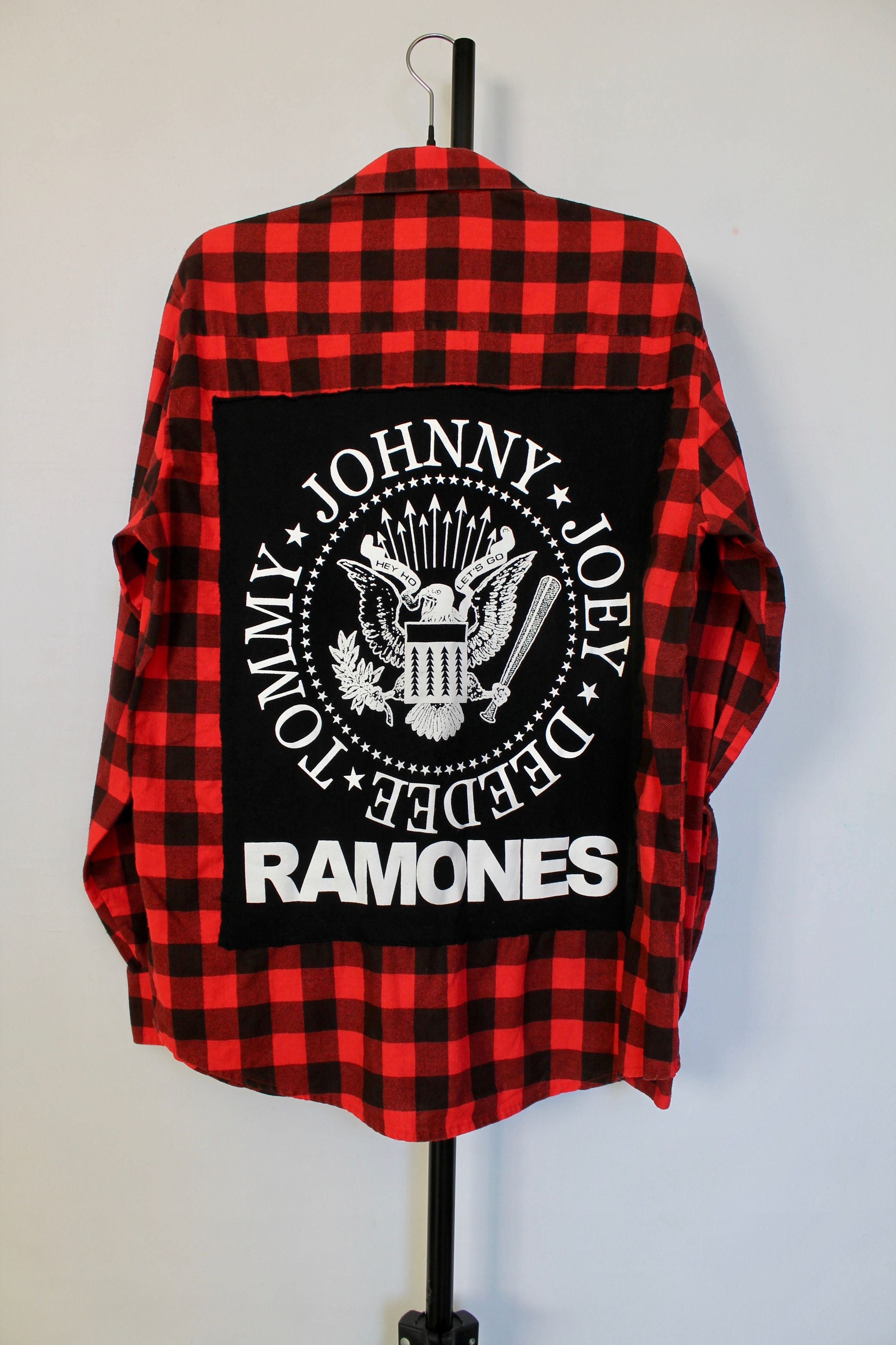 Band Tees 90's Woodland Flannel Lumberjack Shirt Ramones Band Size US M / EU 48-50 / 2 - 4 Thumbnail