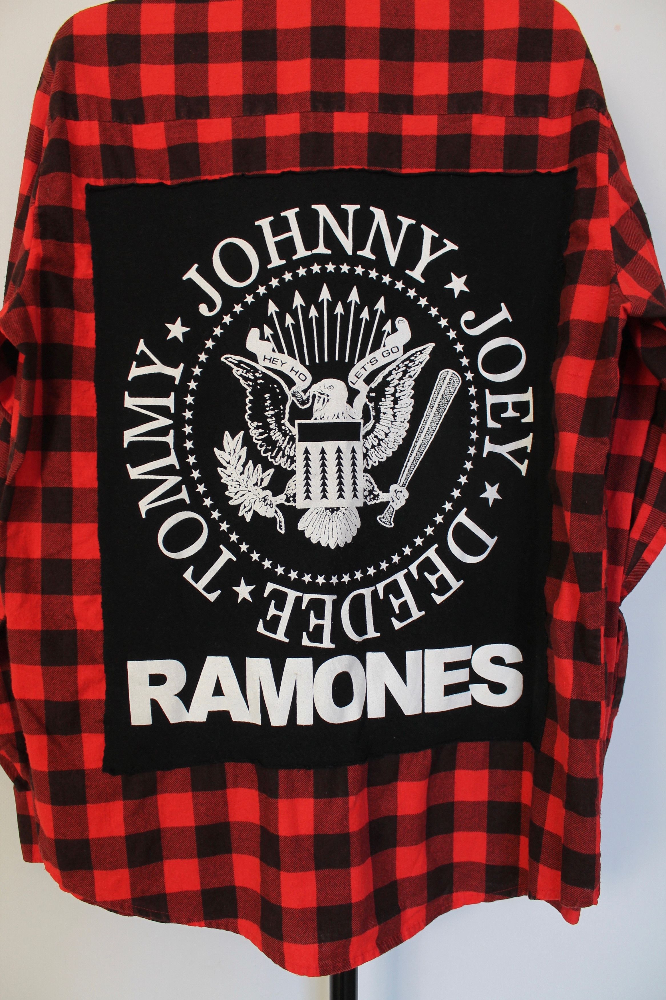 Band Tees 90's Woodland Flannel Lumberjack Shirt Ramones Band Size US M / EU 48-50 / 2 - 5 Thumbnail