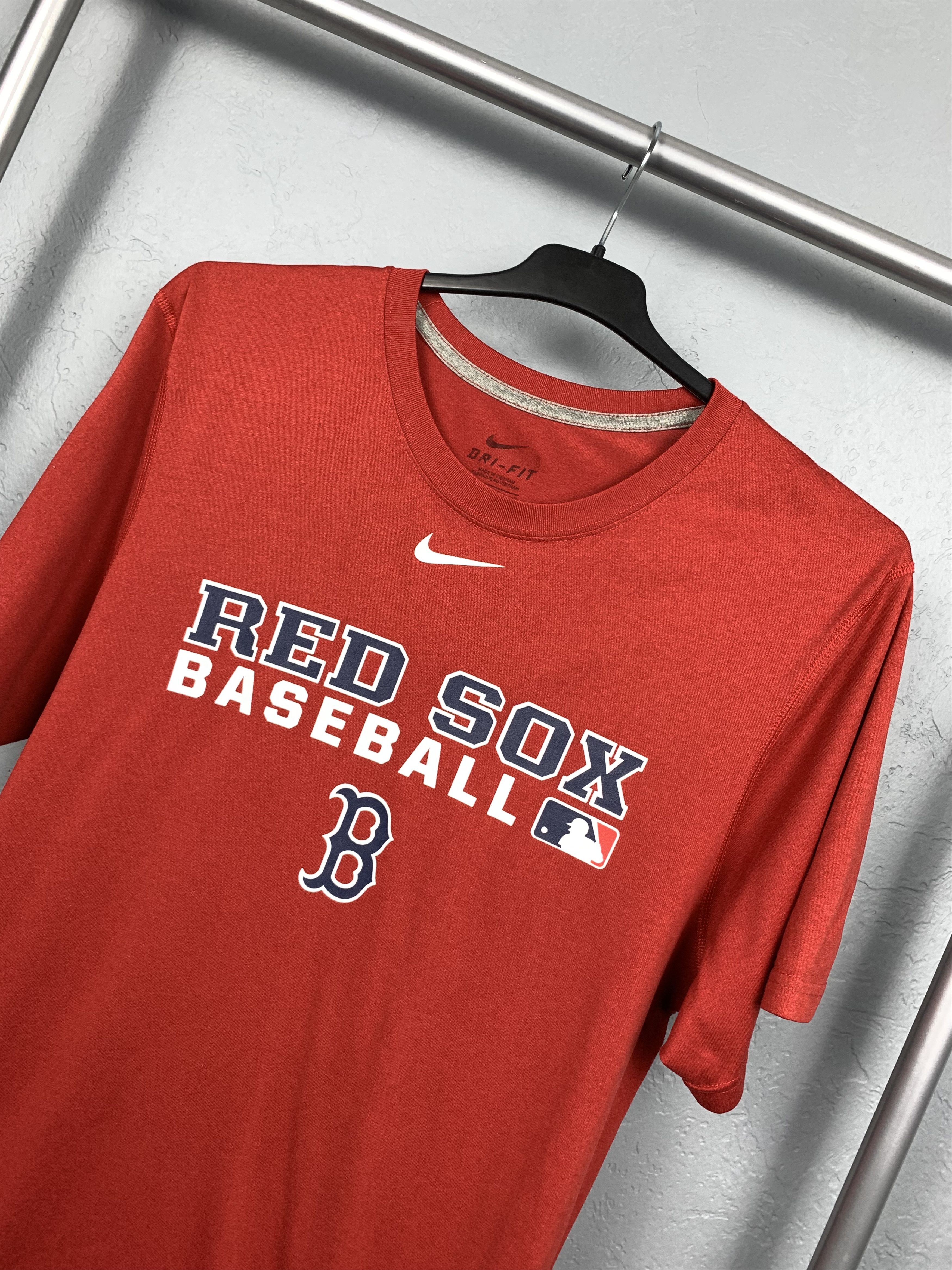 MLB × Nike × Vintage Nike Red Sox Vintage Baseball Big Logo T-Shirts Size US M / EU 48-50 / 2 - 2 Thumbnail