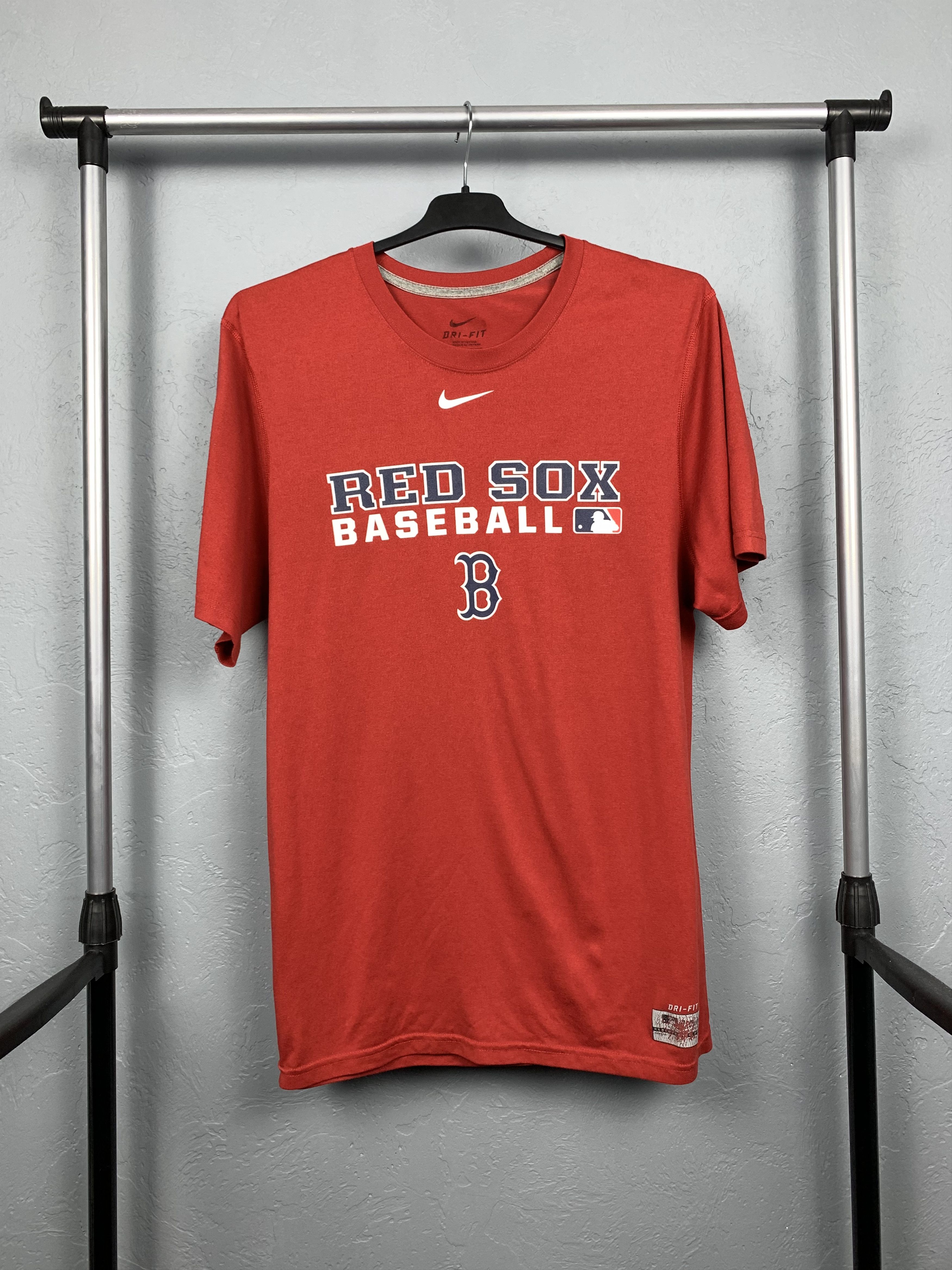 MLB × Nike × Vintage Nike Red Sox Vintage Baseball Big Logo T-Shirts Size US M / EU 48-50 / 2 - 1 Thumbnail