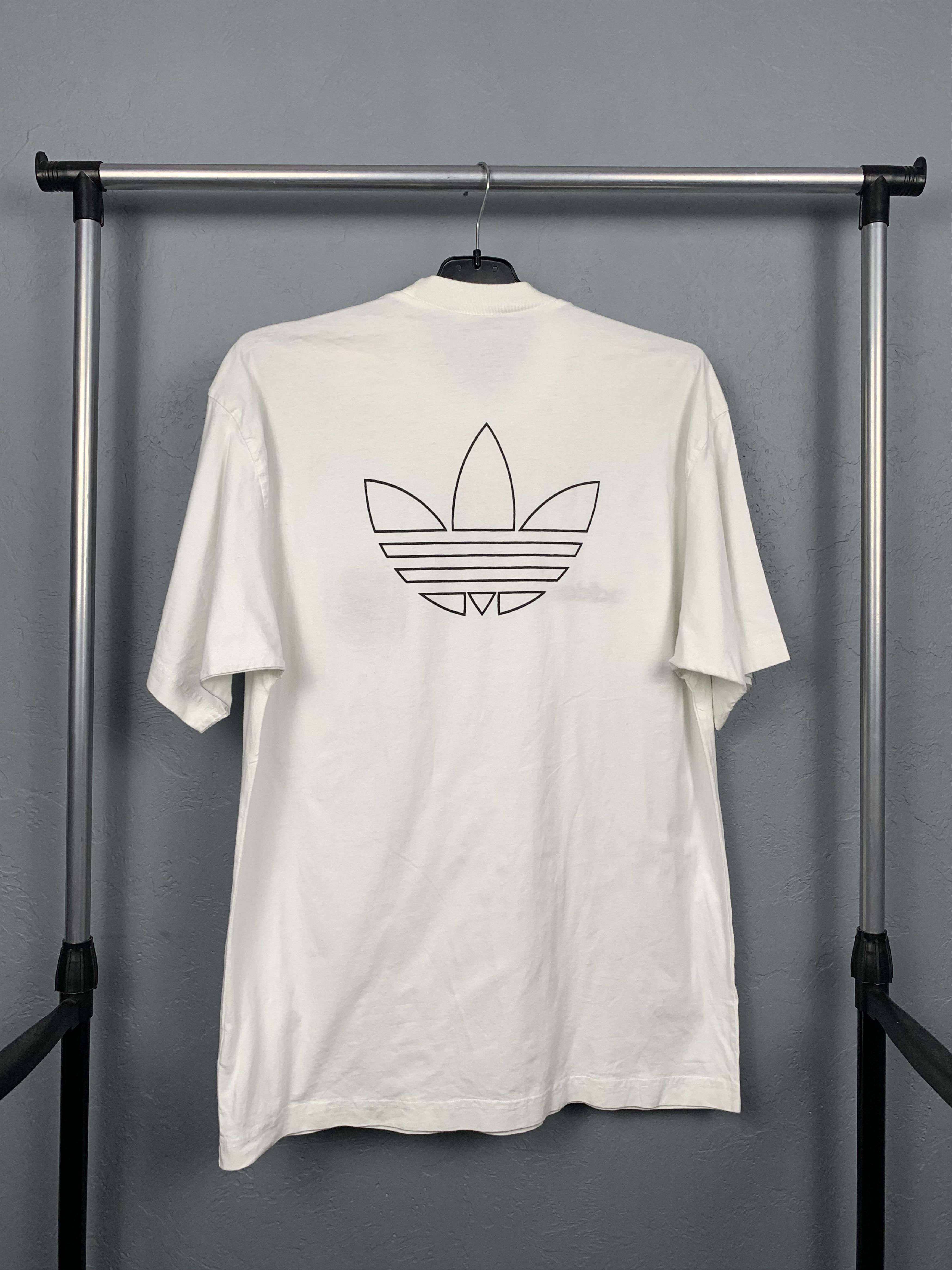 Adidas VINTAGE ADIDAS ORIGINALS GERMANY T-Shirt Tee Size US L / EU 52-54 / 3 - 6 Thumbnail