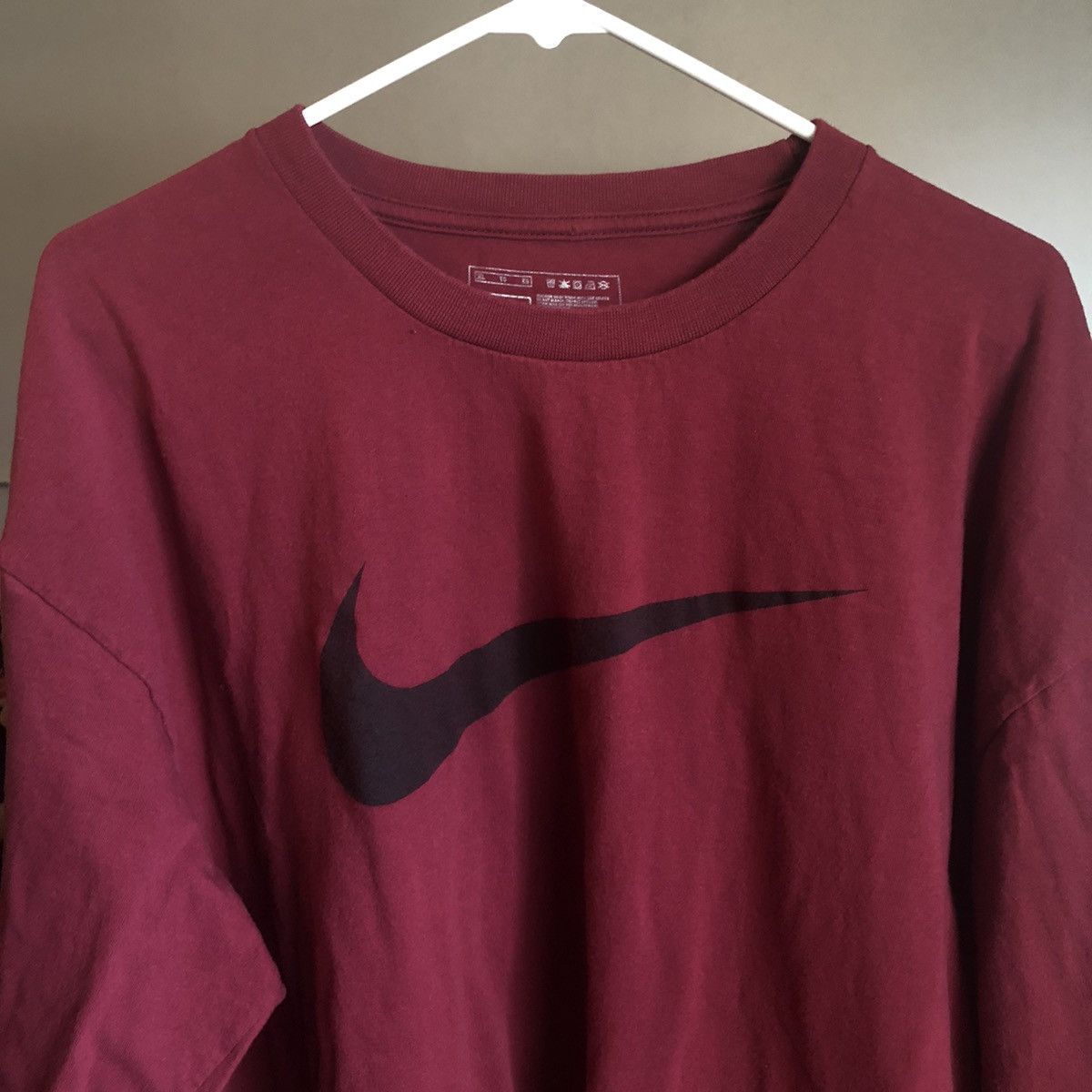 Nike Vintage 00s Nike Big Center Swoosh Logo Longsleeve Tee Size US XL / EU 56 / 4 - 3 Thumbnail