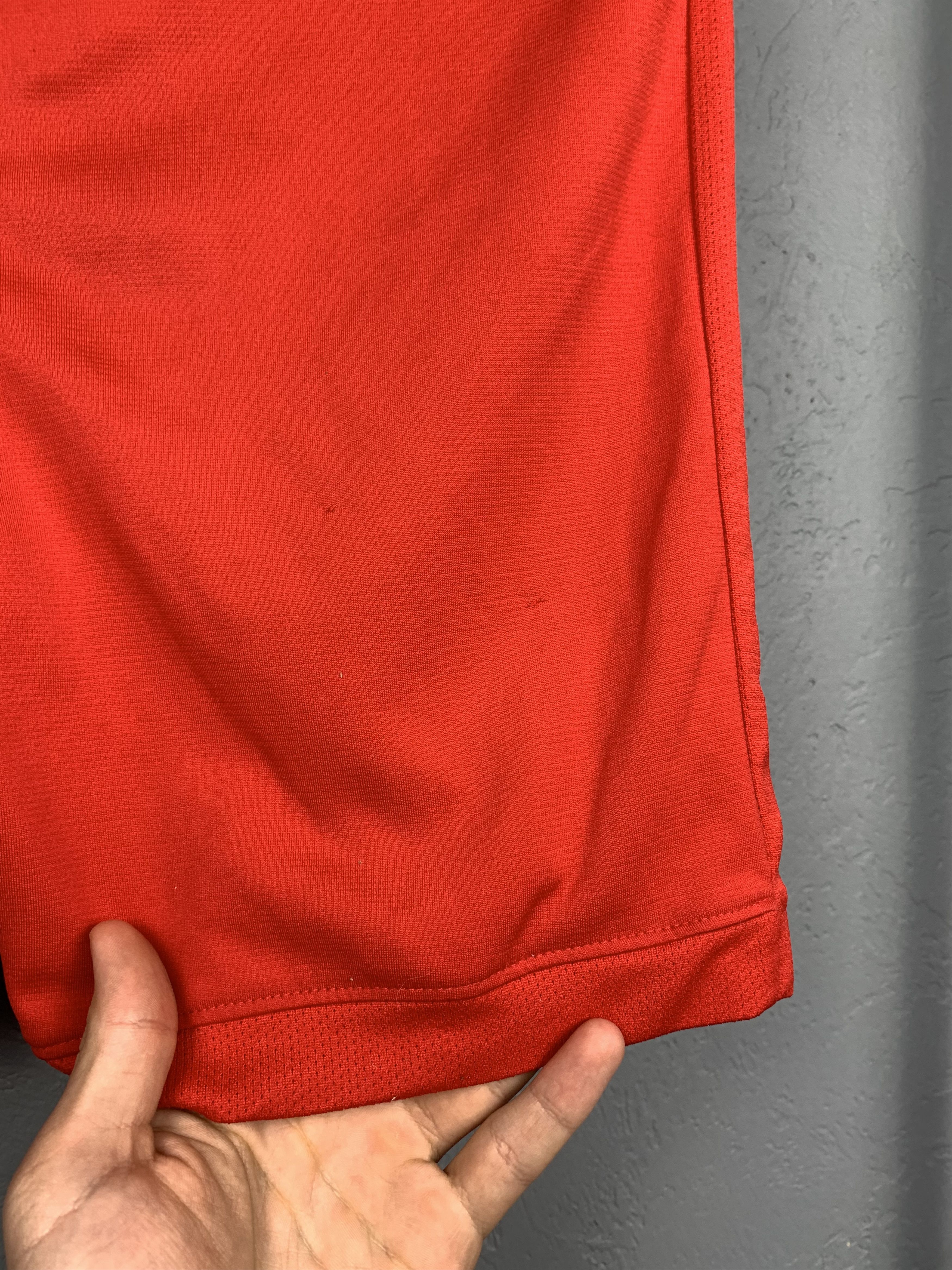 Nike × Vintage Nike Vintage Mens Shorts Dri Fit Y2K Size US 30 / EU 46 - 8 Thumbnail