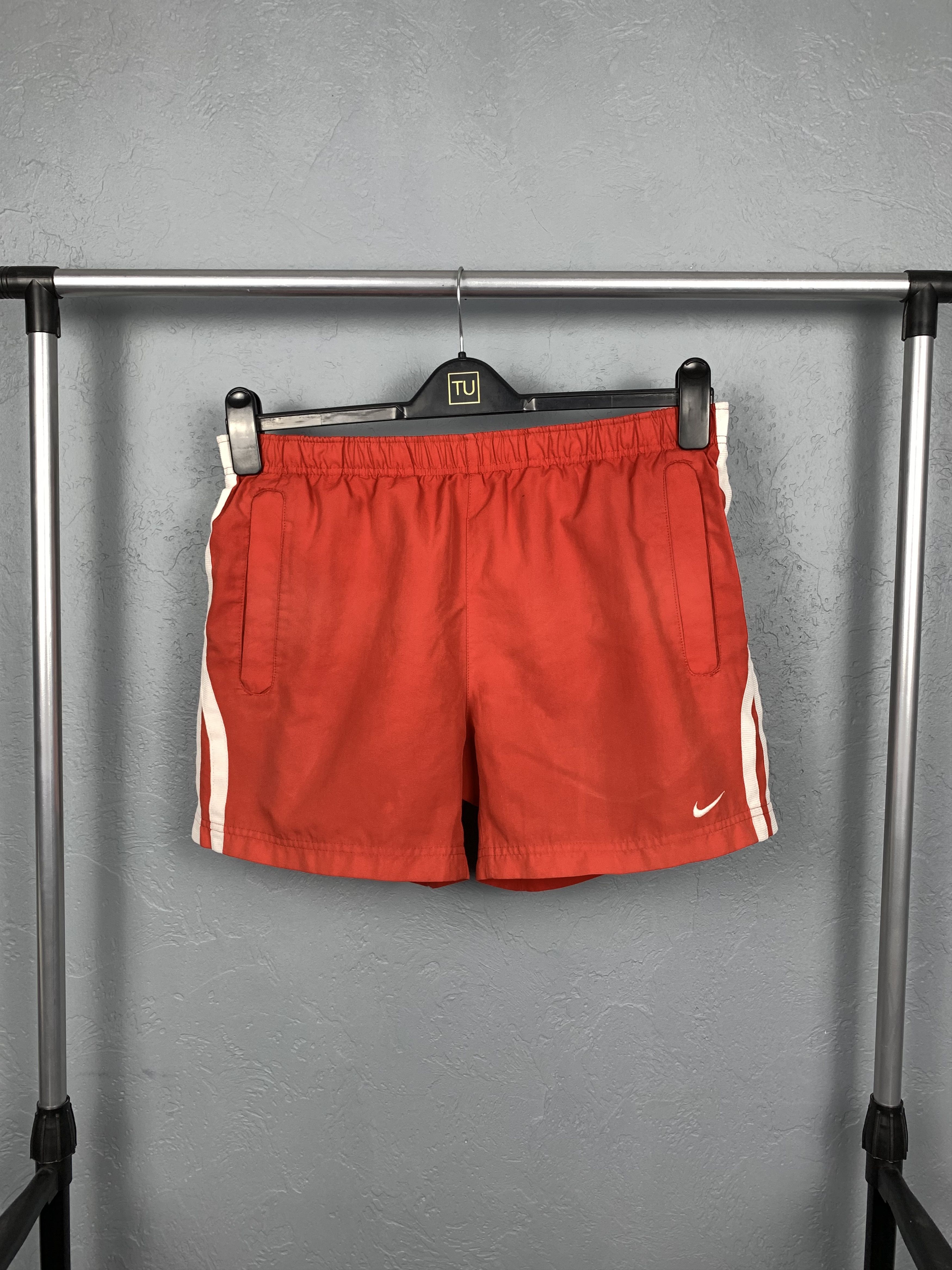 Nike Vintage Nike Mens Nylon Shorts Y2K Size US 32 / EU 48 - 1 Thumbnail