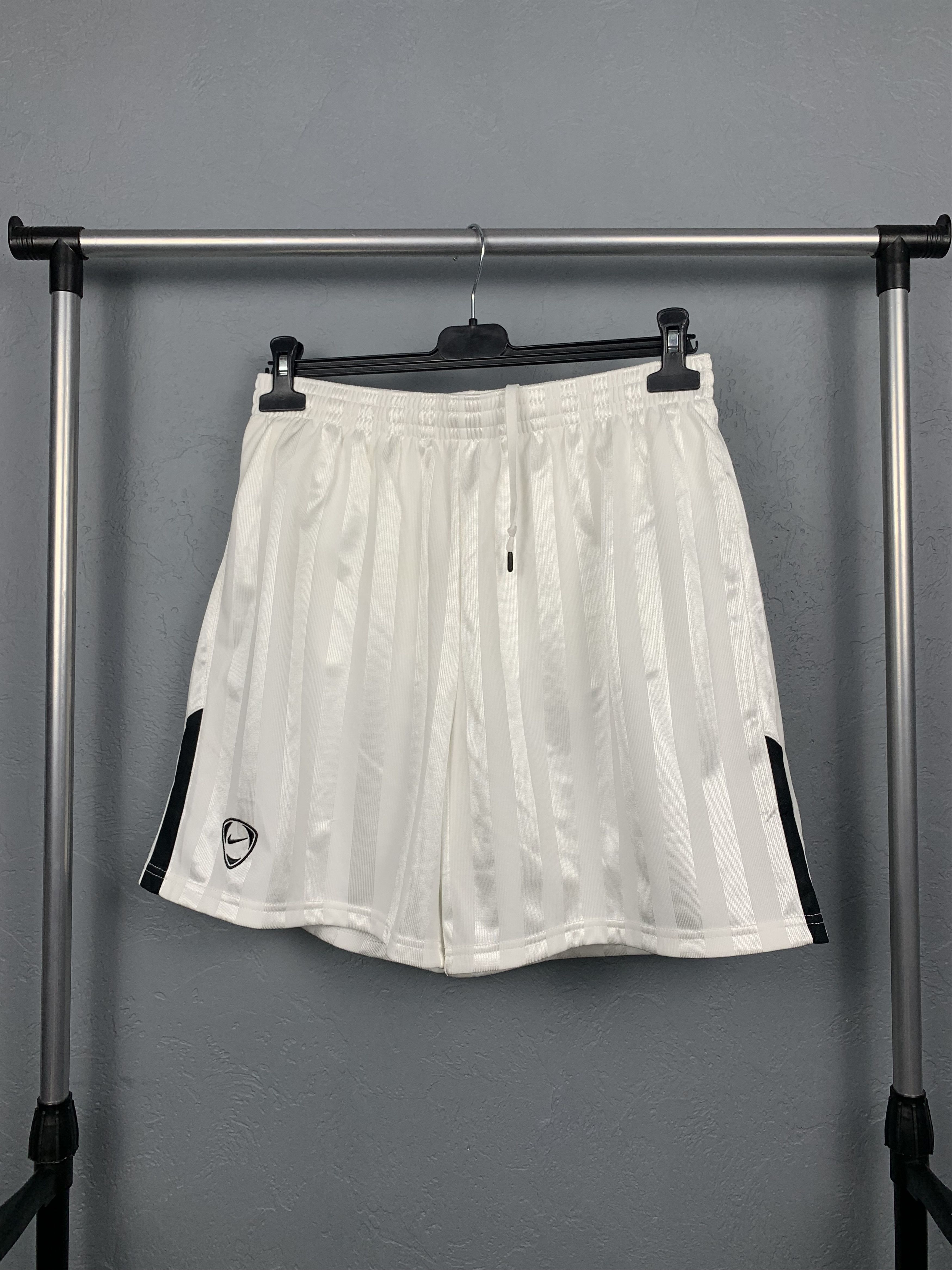 Nike × Vintage Nike Vintage Mens Dri Fit Shorts Size US 34 / EU 50 - 1 Thumbnail