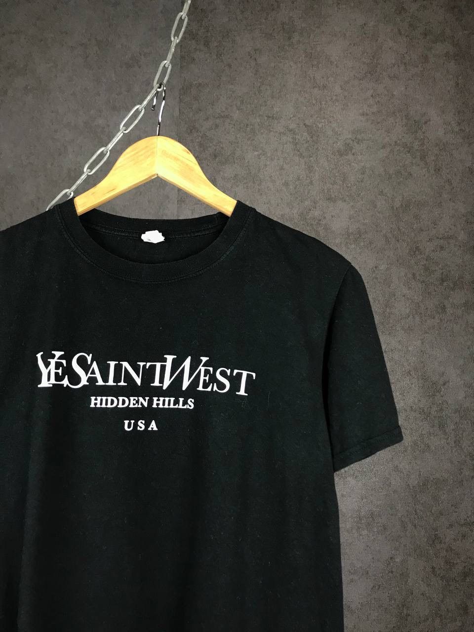 Gildan YeSaintWest Kanye West tour streetwear tee Size US M / EU 48-50 / 2 - 2 Thumbnail
