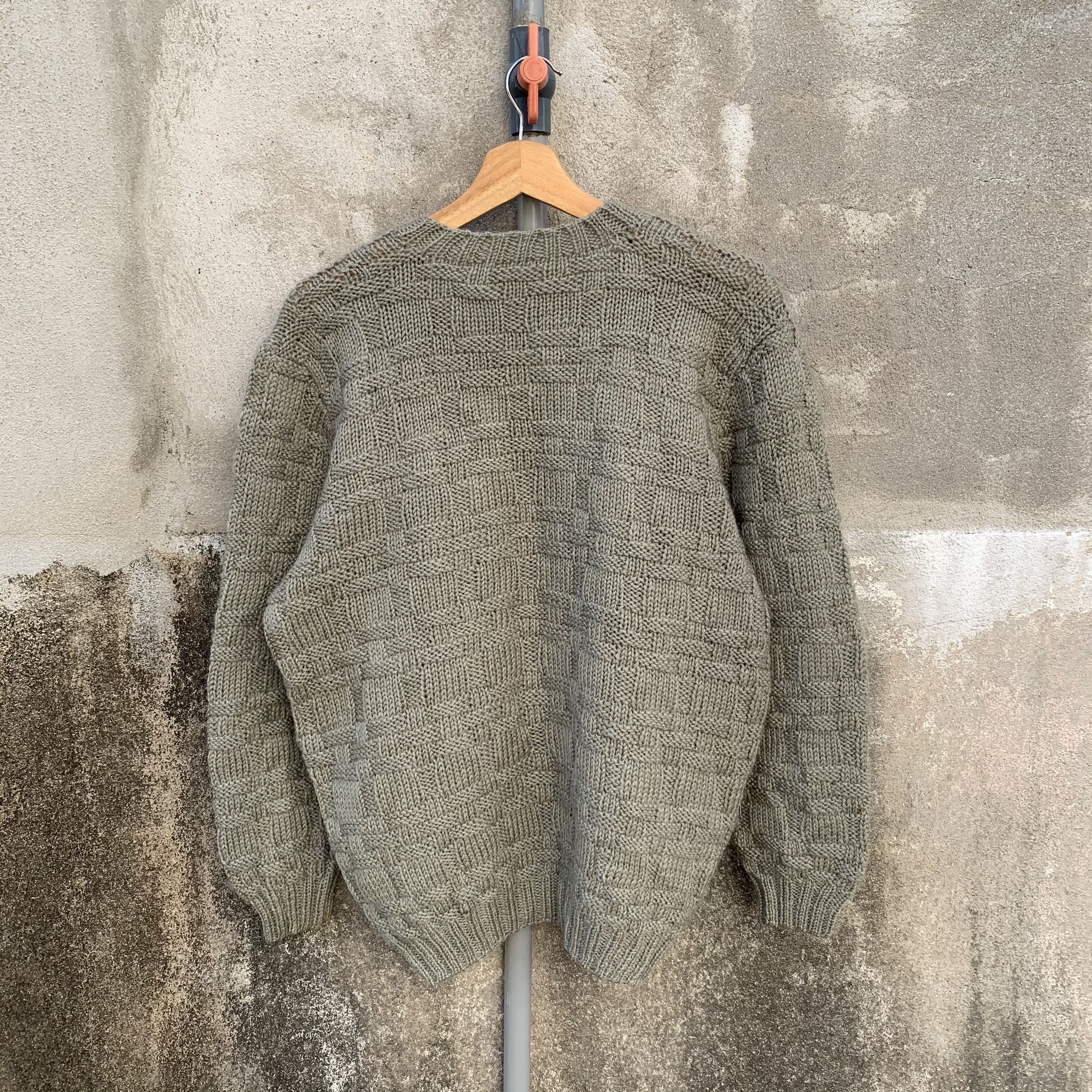 Japanese Brand JAPANESE VINTAGE Knit Wool V Neck Jumper Baggy Sweater Size US M / EU 48-50 / 2 - 11 Thumbnail