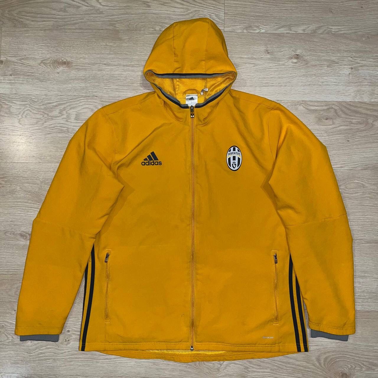 Adidas JUVENTUS ADIDAS 2016/2017 FOOTBALL TRAINING JACKET Size US XL / EU 56 / 4 - 1 Thumbnail