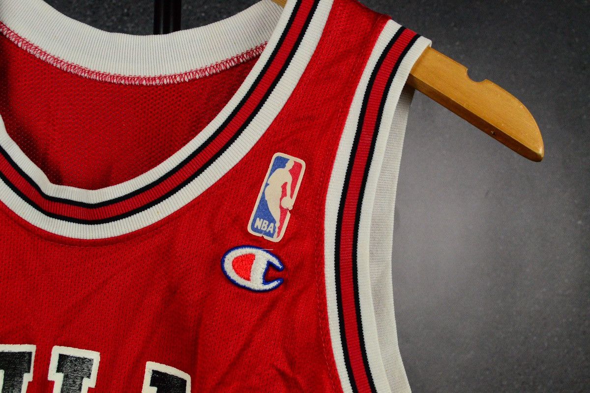 Champion Chicago Bulls Vintage 90s NBA Basketball Jersey JORDAN #23 Size US S / EU 44-46 / 1 - 7 Thumbnail