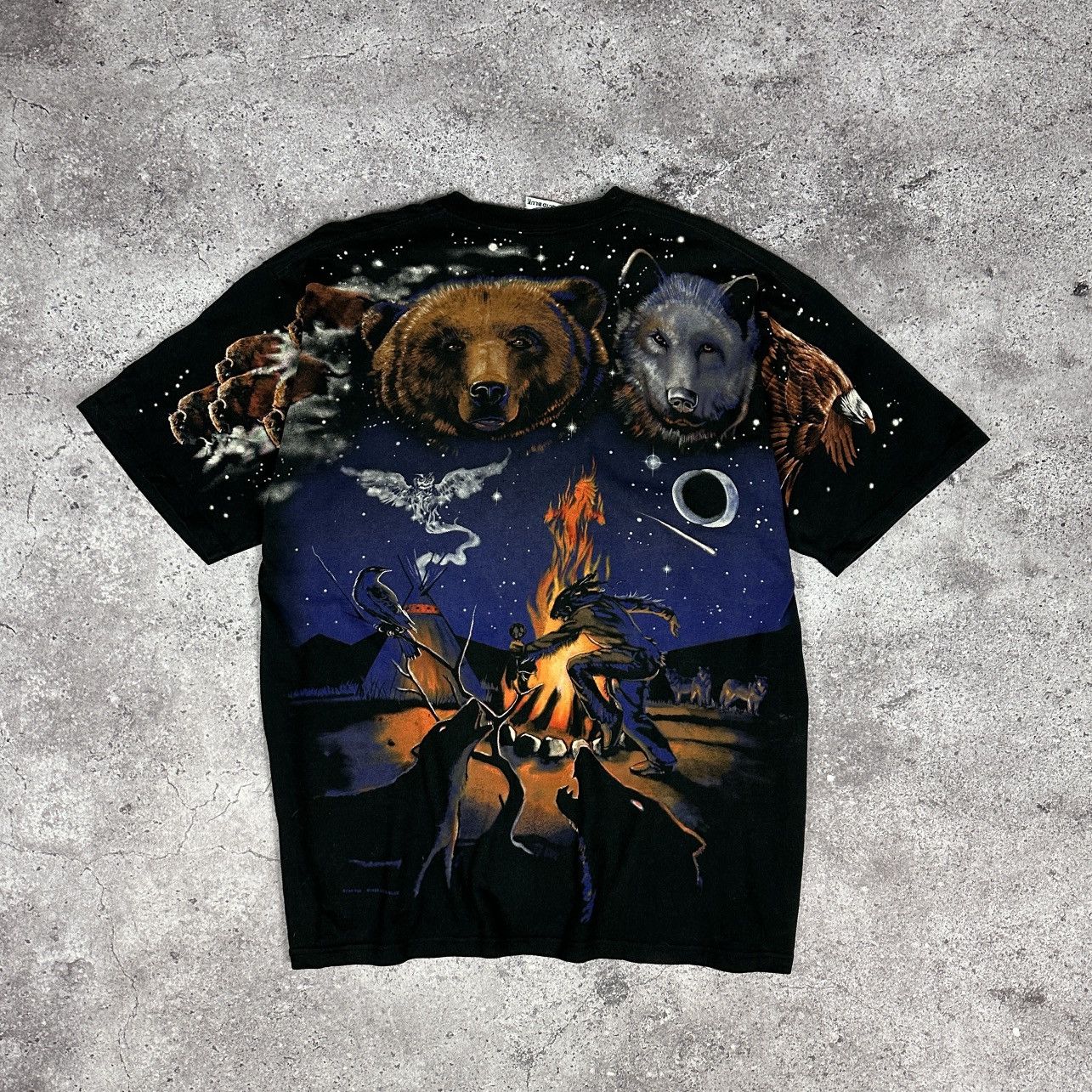 Liquid Blue Vintage 90s Liquid Blue AOP Indian Spirits fire Animal tee Size US XL / EU 56 / 4 - 2 Thumbnail