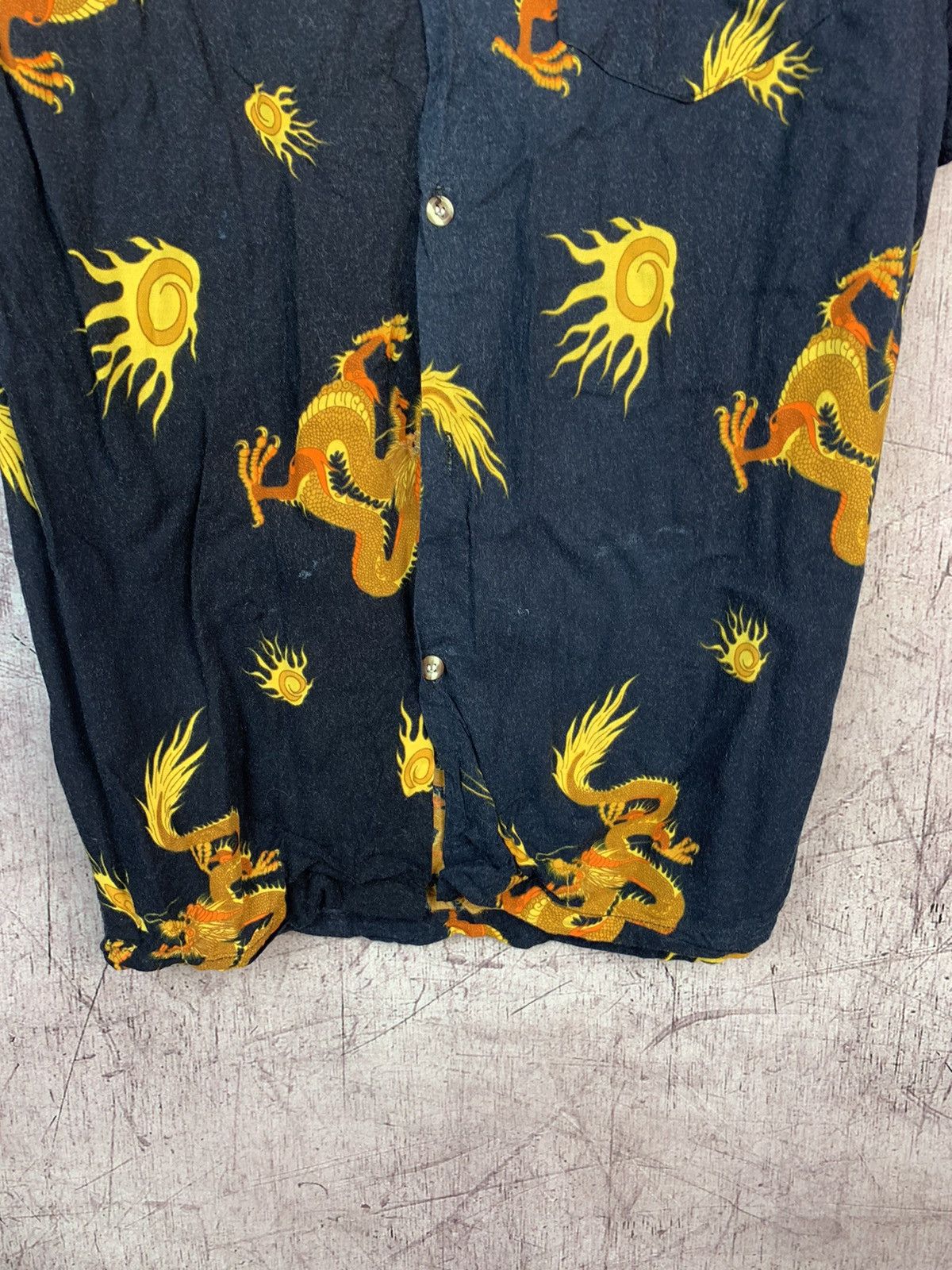 Japanese Brand Asian Dragon Vintage Mens Hawaiian Shirt Size US M / EU 48-50 / 2 - 3 Thumbnail